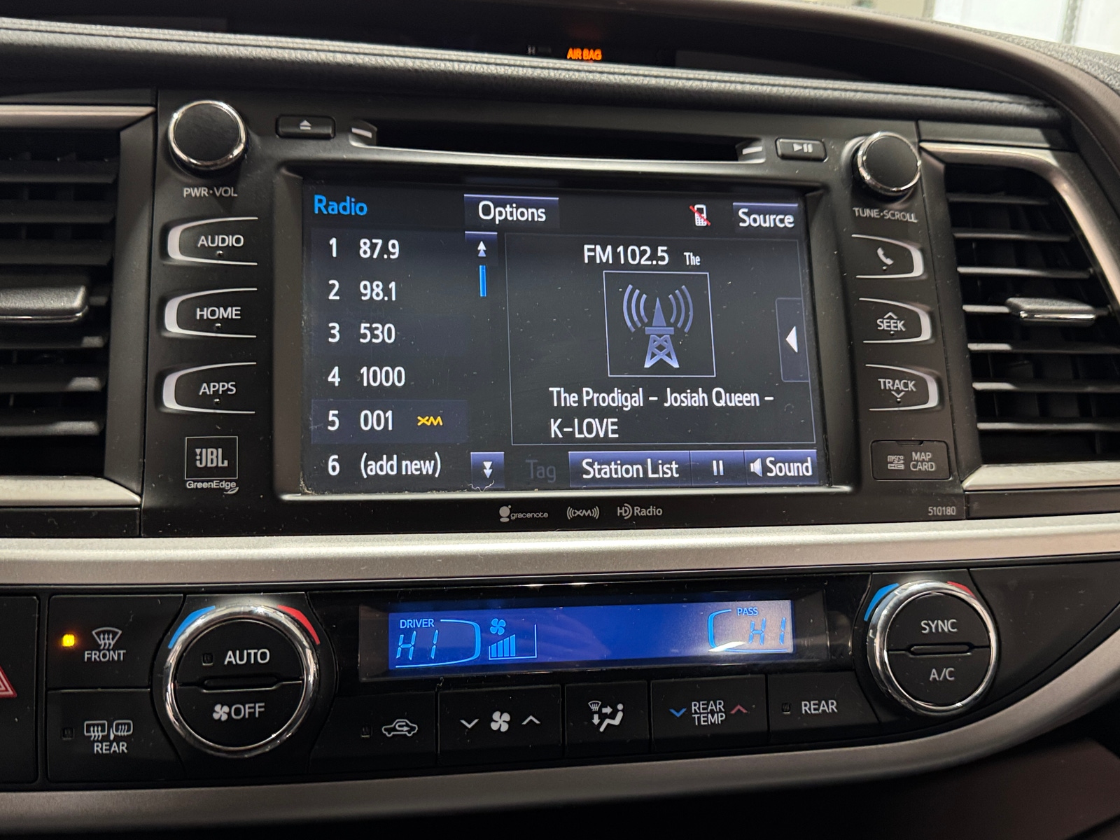 Thumbnail: 2017 Toyota Highlander - 3