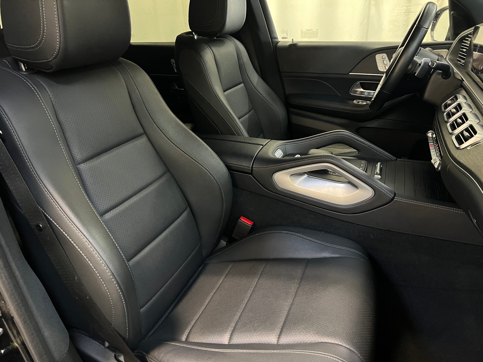 Thumbnail: 2024 Mercedes-Benz GLS - 2