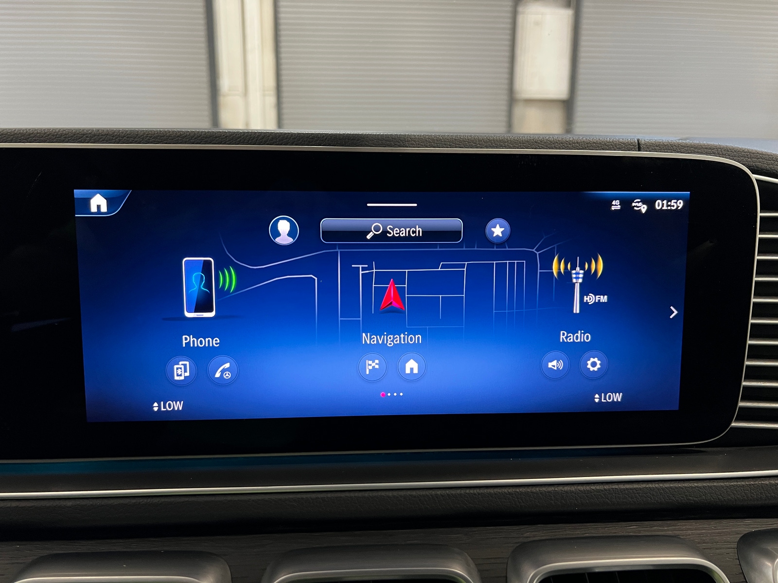 Thumbnail: 2024 Mercedes-Benz GLS - 4