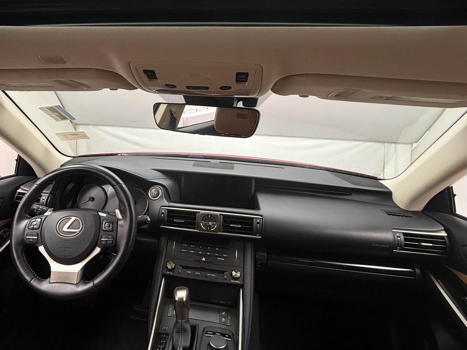 Thumbnail: 2019 Lexus IS - 2