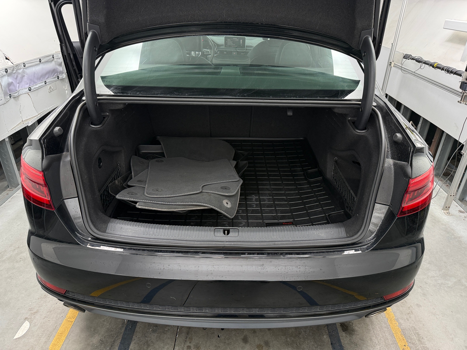 Thumbnail: 2017 Audi A4 - 6