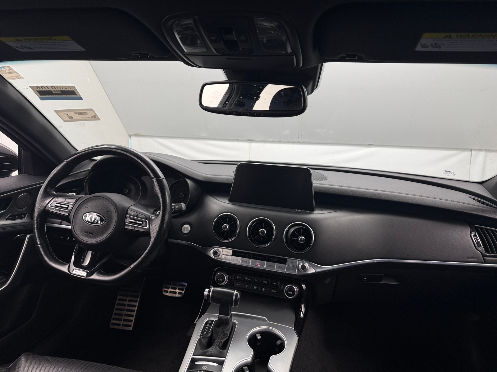 Thumbnail: 2019 Kia Stinger - 2