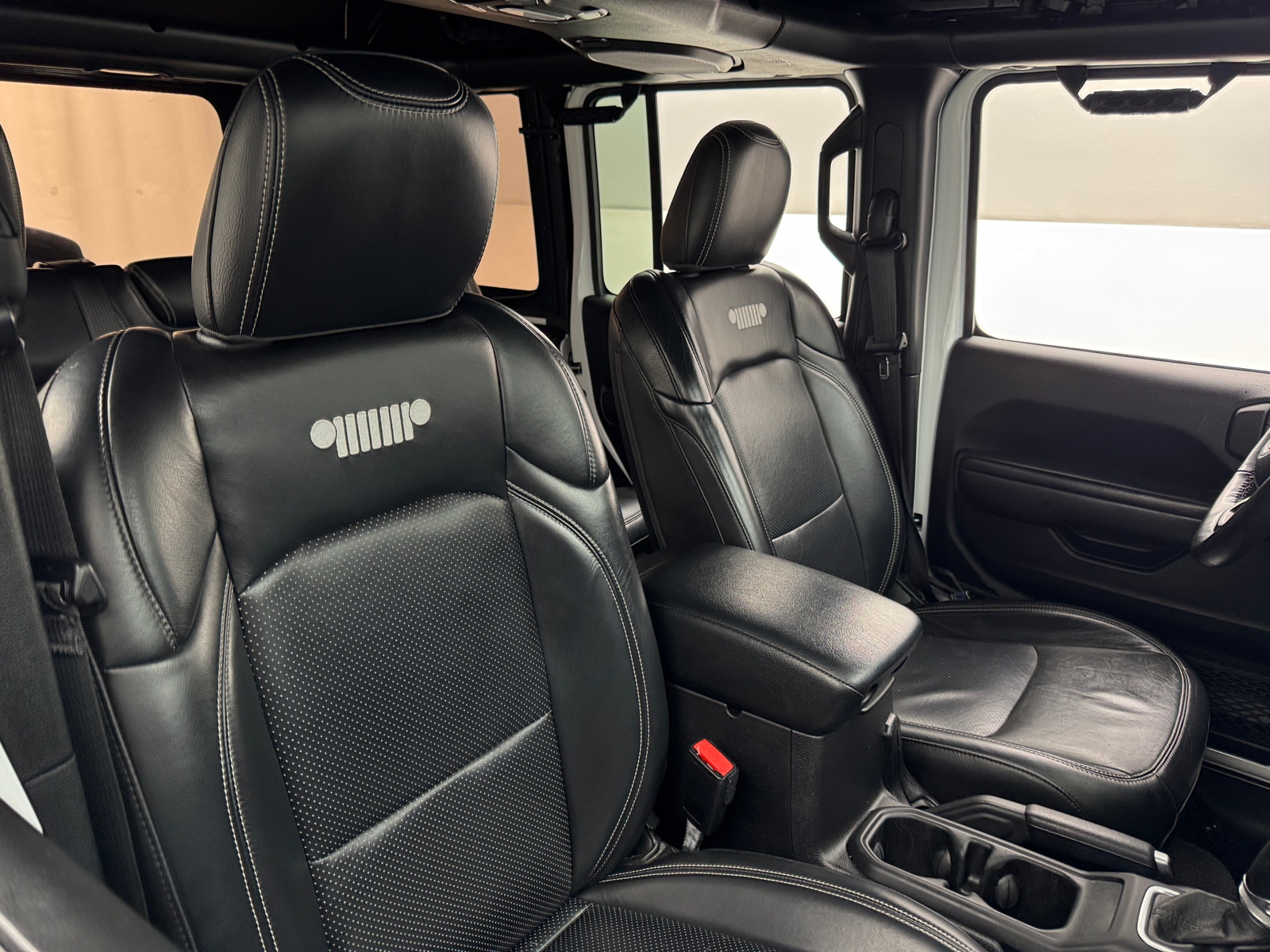 Thumbnail: 2021 Jeep Wrangler - 2