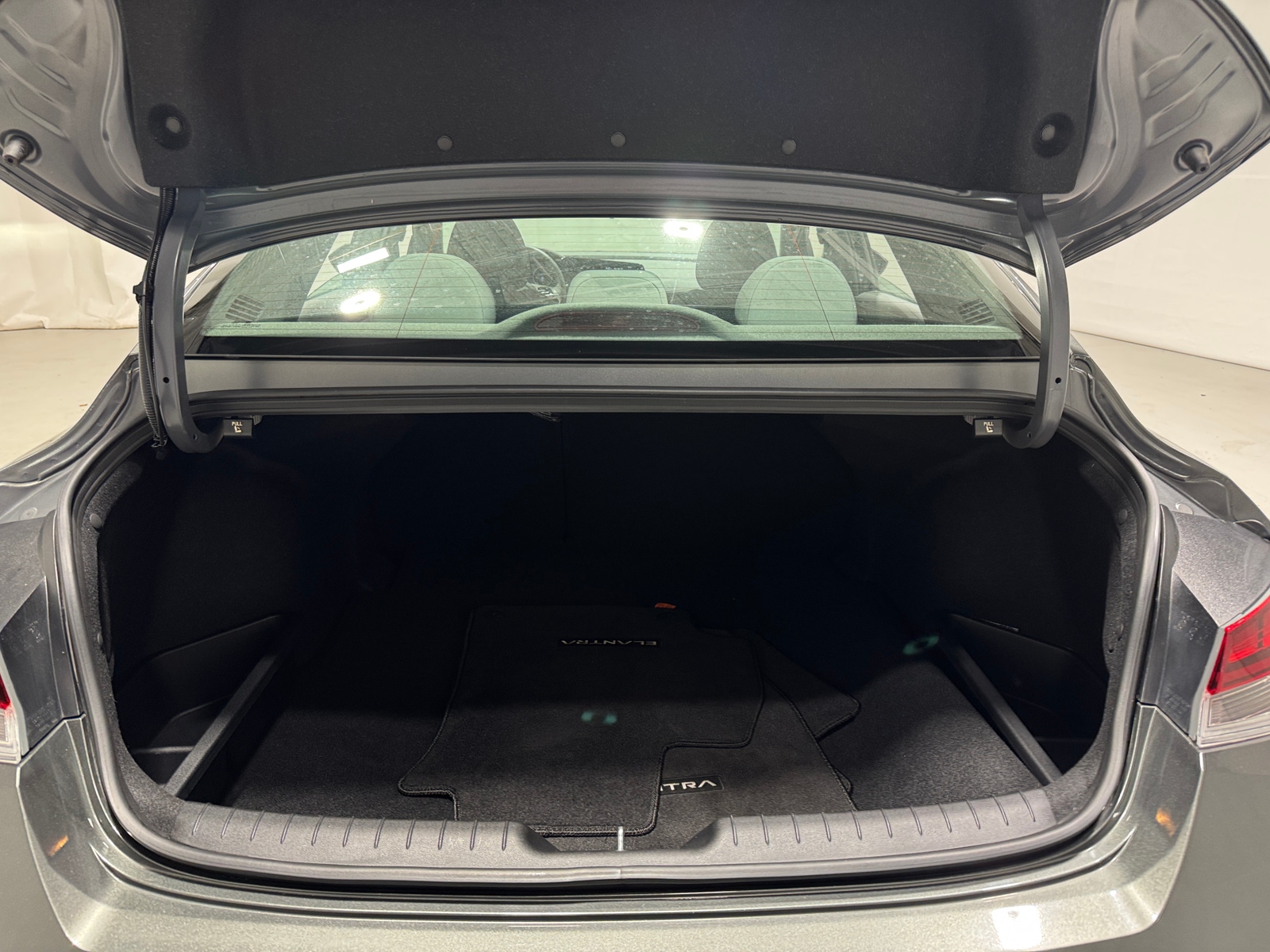 Thumbnail: 2024 Hyundai Elantra - 7