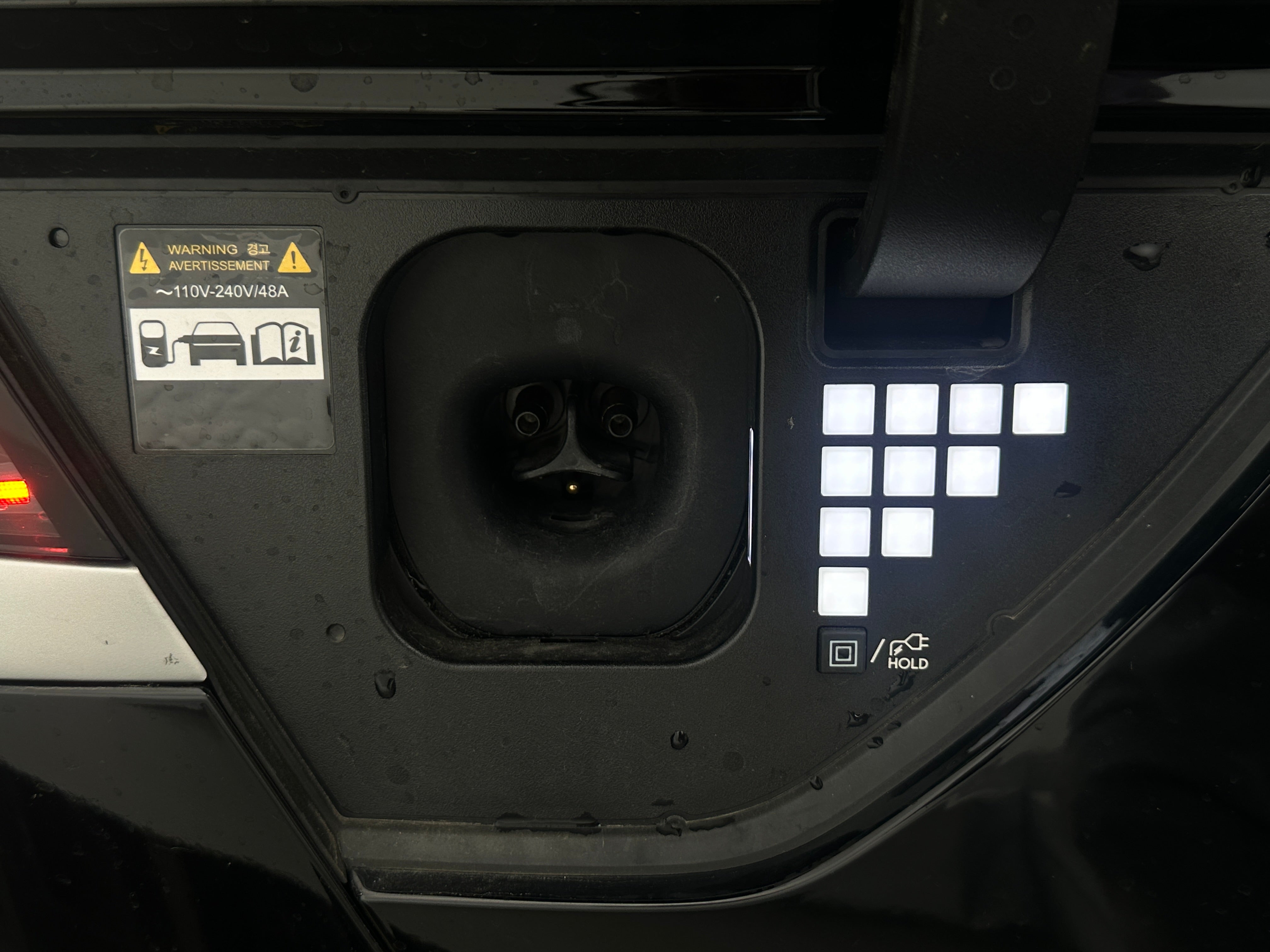 Used 2025 Hyundai IONIQ 5 SE with VIN 7YAKM4DA7SY011761 for sale in Oak Creek, WI