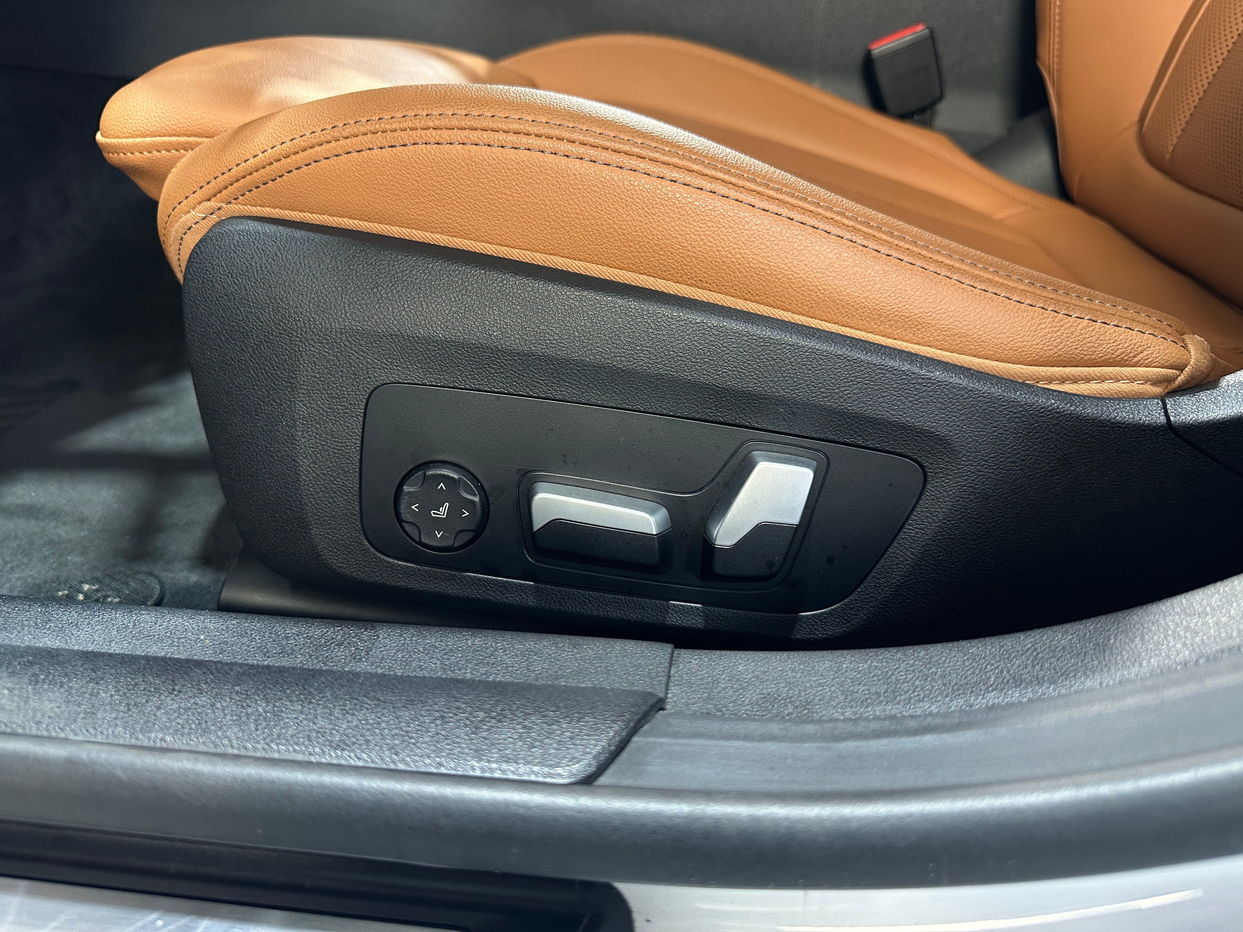 Used 2023 BMW i4 40 with VIN WBY73AW05PFN89605 for sale in Auburn, WA