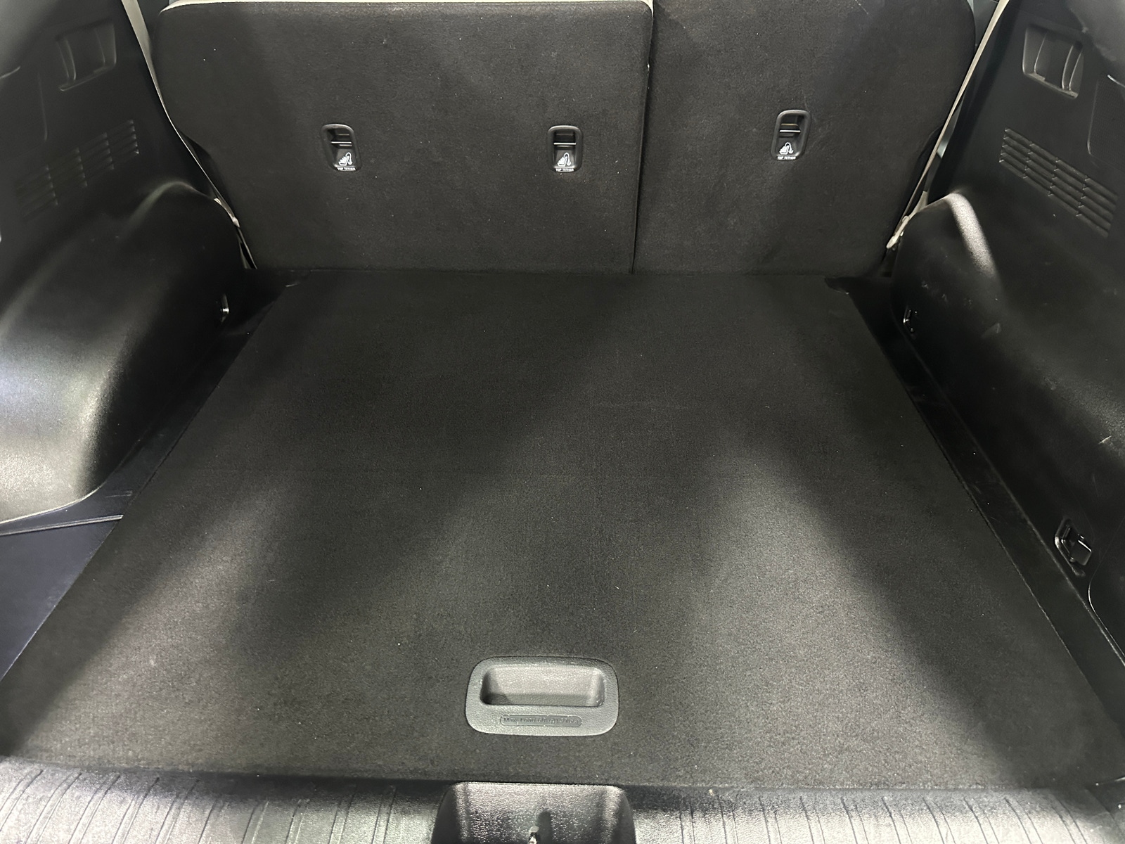 Thumbnail: 2022 Kia EV6 - 6