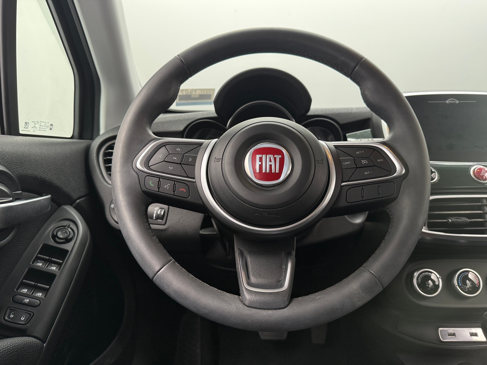 Thumbnail: 2021 Fiat 500X - 5