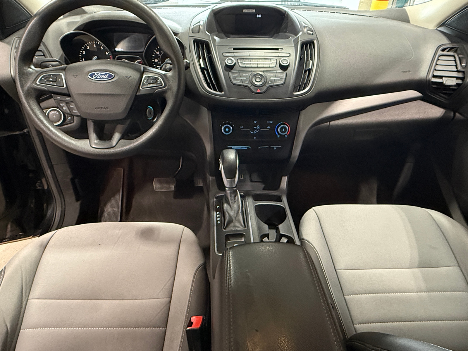 Thumbnail: 2017 Ford Escape - 3