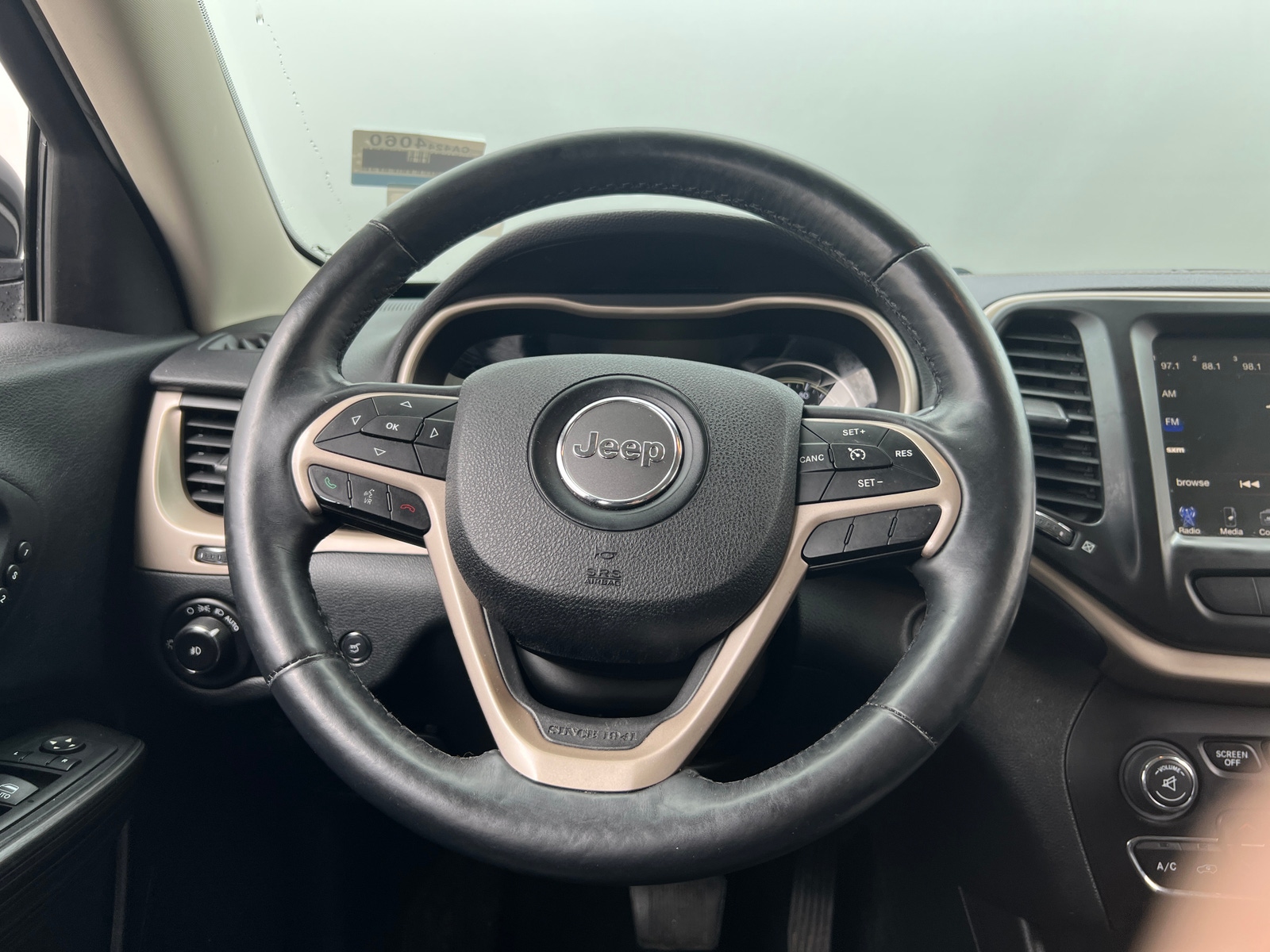 Thumbnail: 2015 Jeep Cherokee - 5