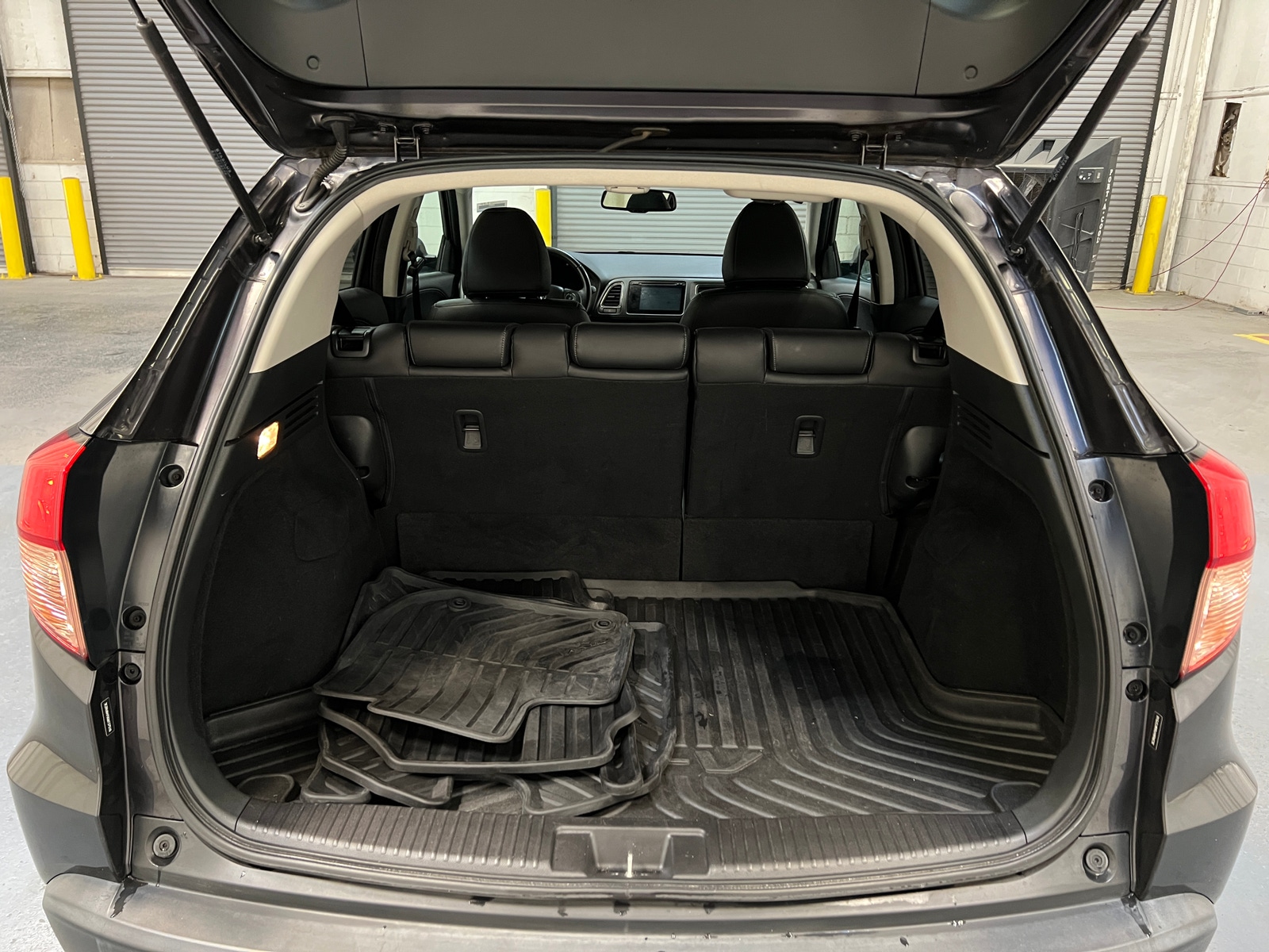 Thumbnail: 2016 Honda HR-V - 6