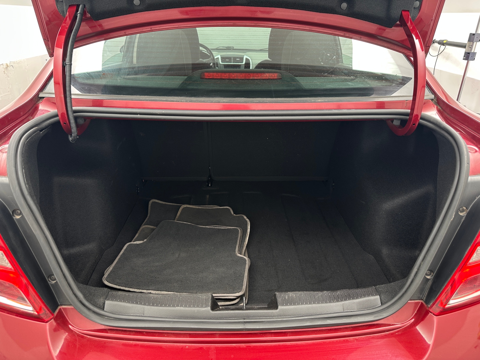 Thumbnail: 2017 Chevrolet Sonic - 7