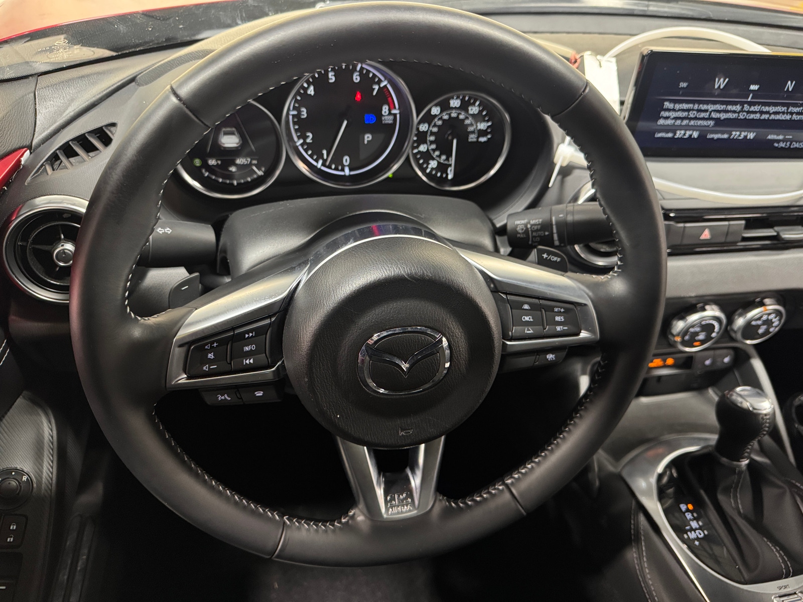 Thumbnail: 2024 Mazda MX-5 Miata - 4