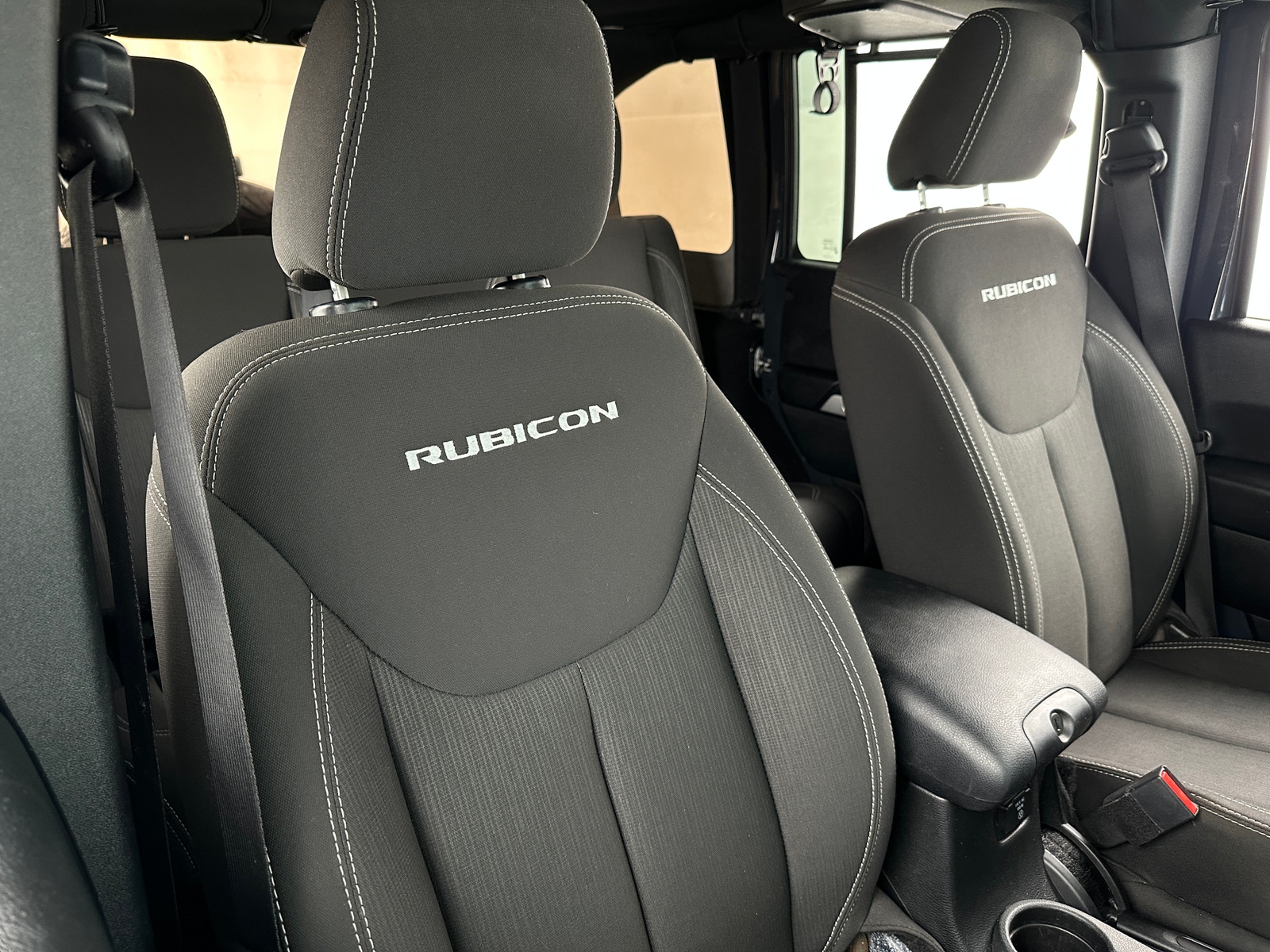 Thumbnail: 2017 Jeep Wrangler - 2