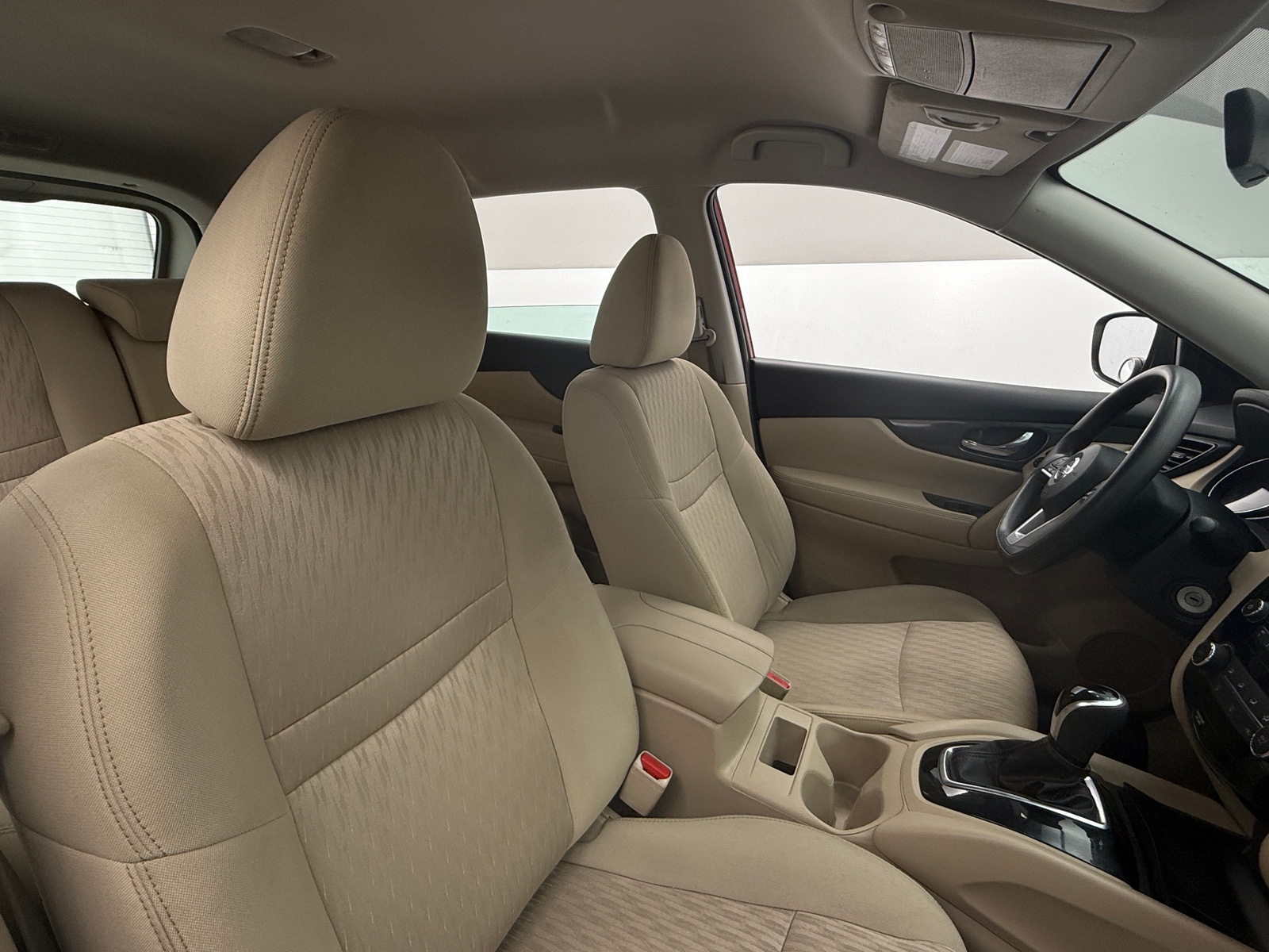 Thumbnail: 2017 Nissan Rogue - 2