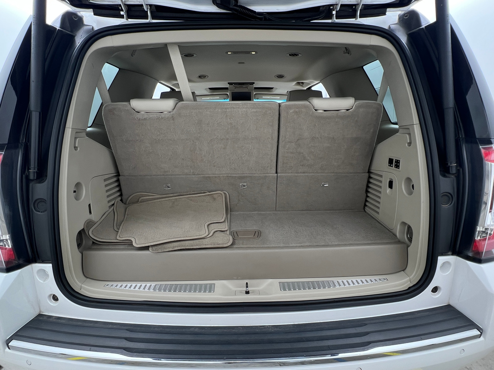 Thumbnail: 2019 GMC Yukon - 6