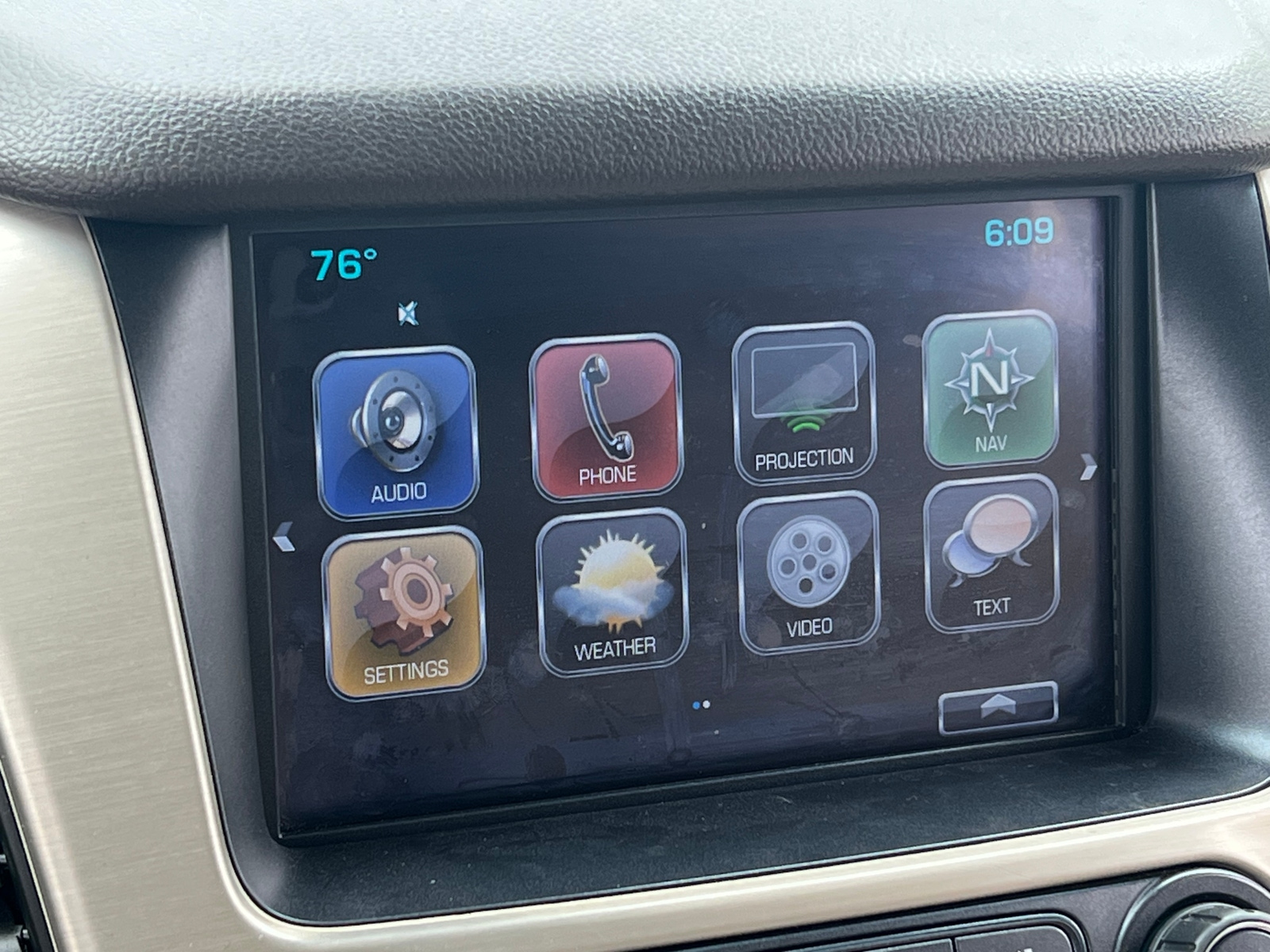 Thumbnail: 2019 GMC Yukon - 3