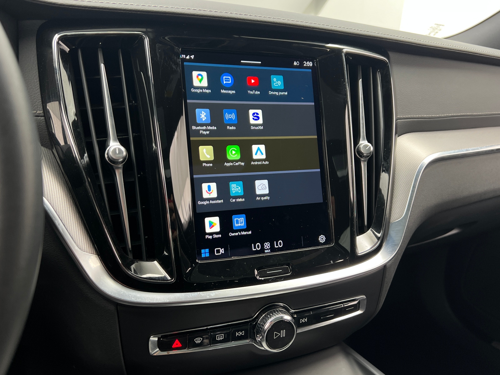 Thumbnail: 2023 Volvo S60 - 4