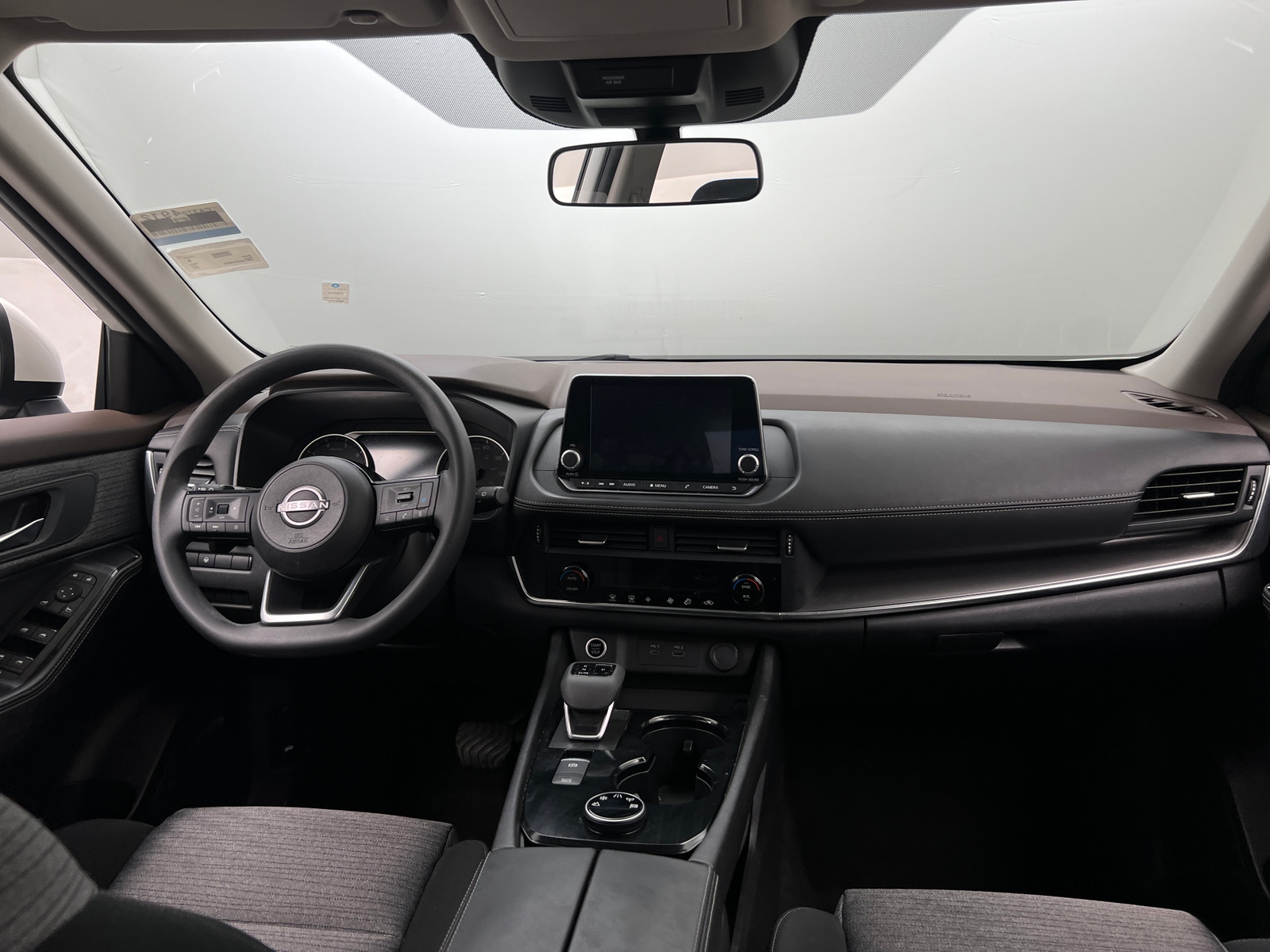 Thumbnail: 2023 Nissan Rogue - 3