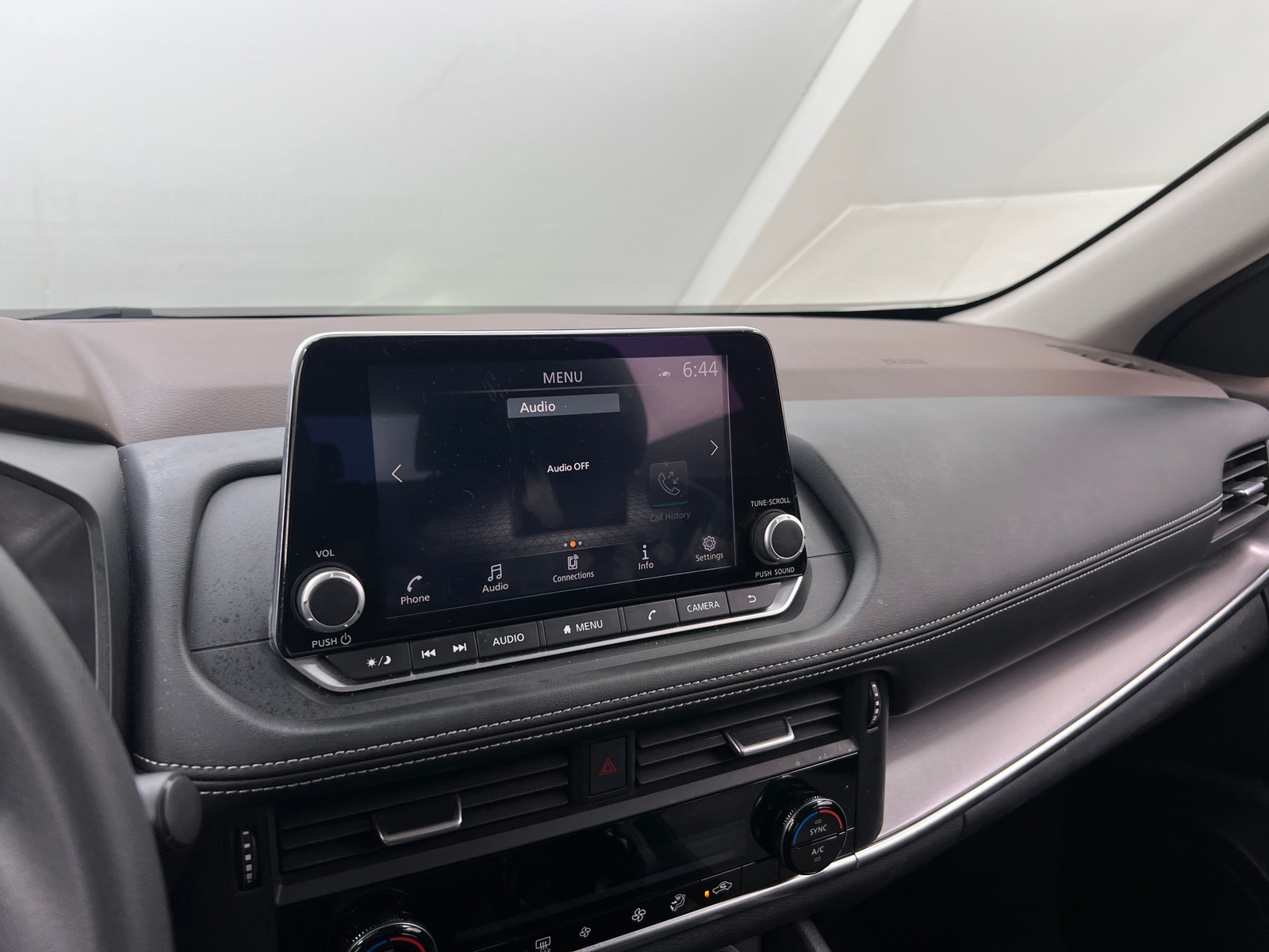 Thumbnail: 2023 Nissan Rogue - 4