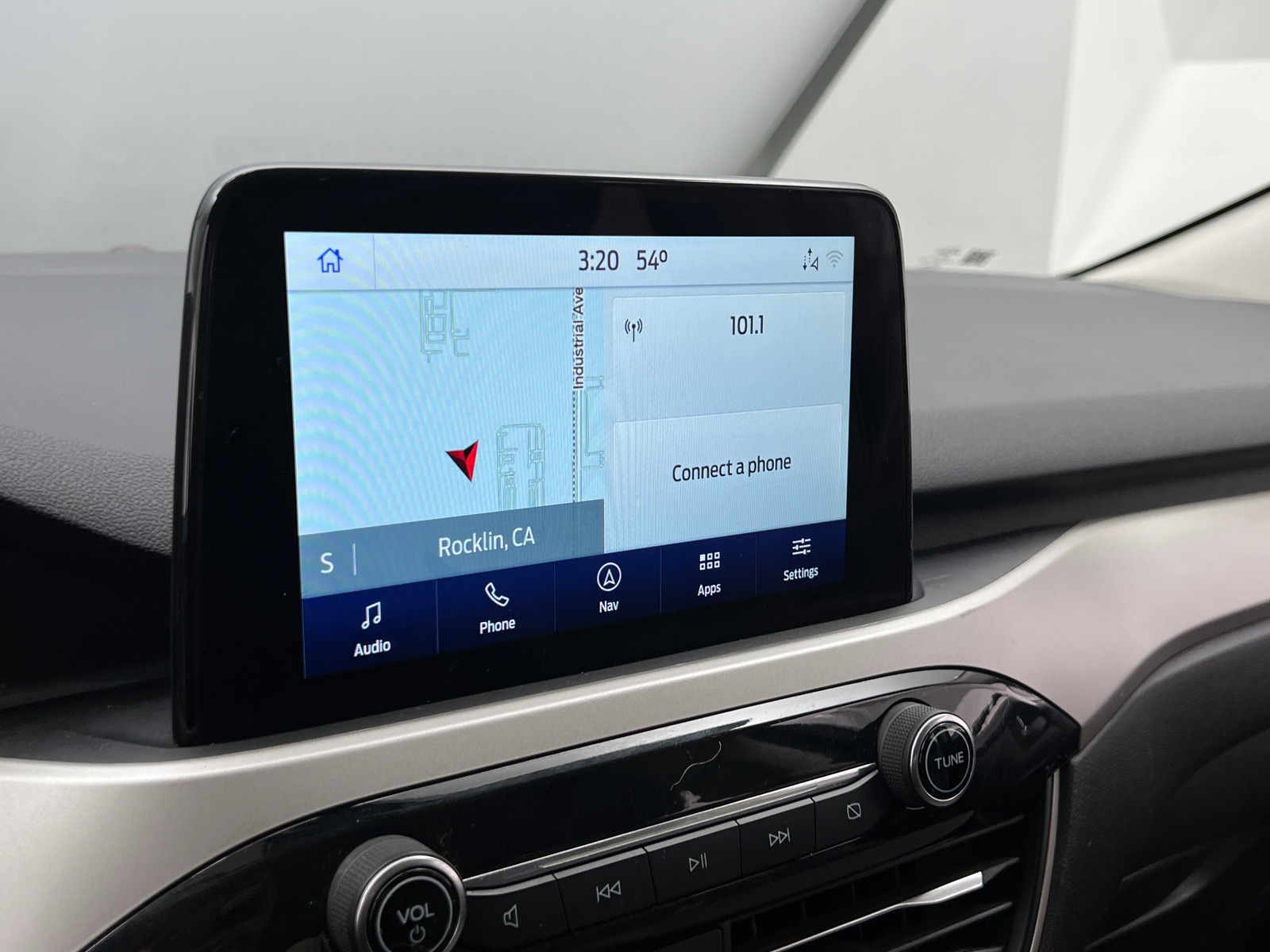 Thumbnail: 2021 Ford Escape - 4