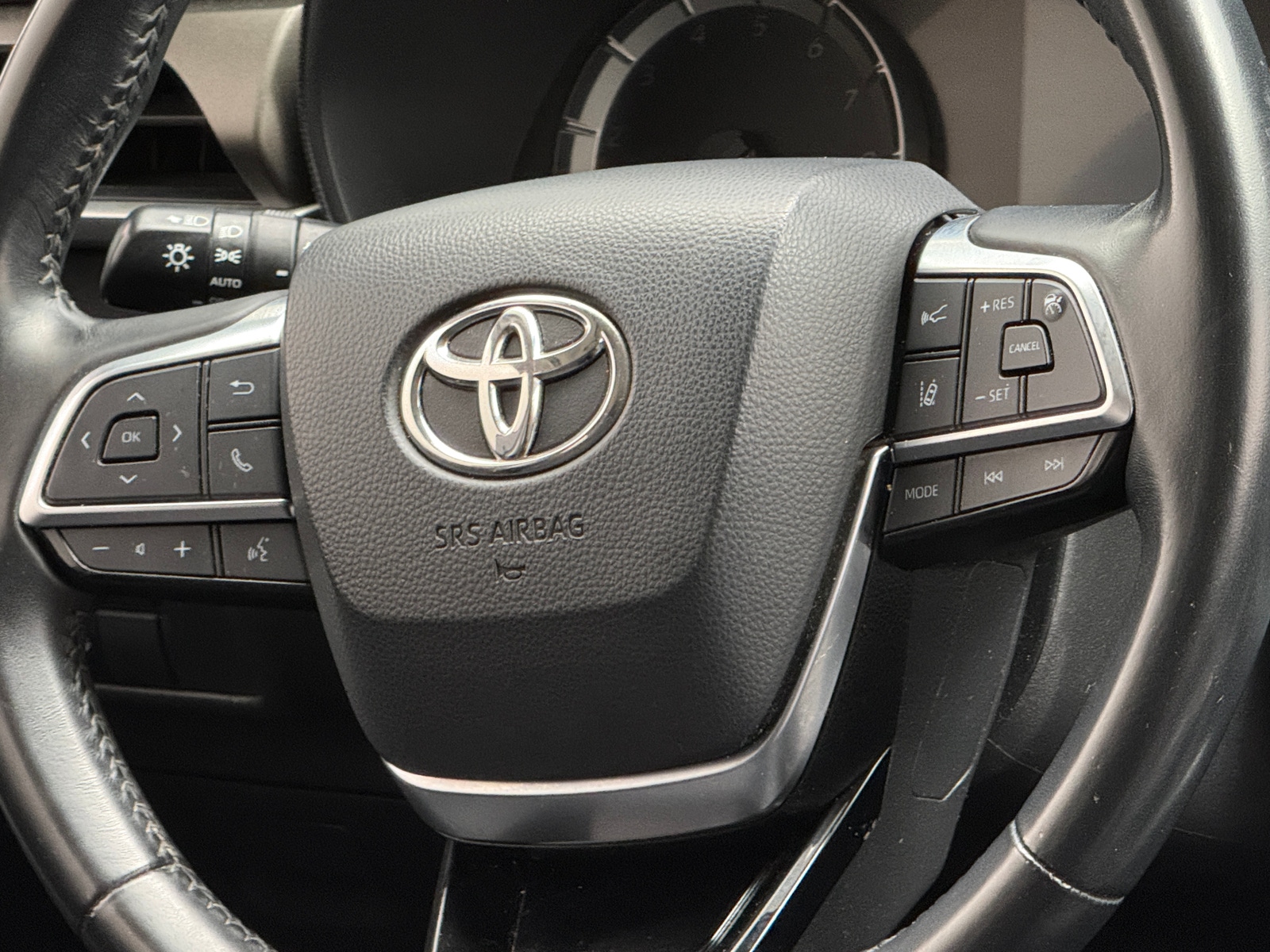 Thumbnail: 2020 Toyota Highlander - 5