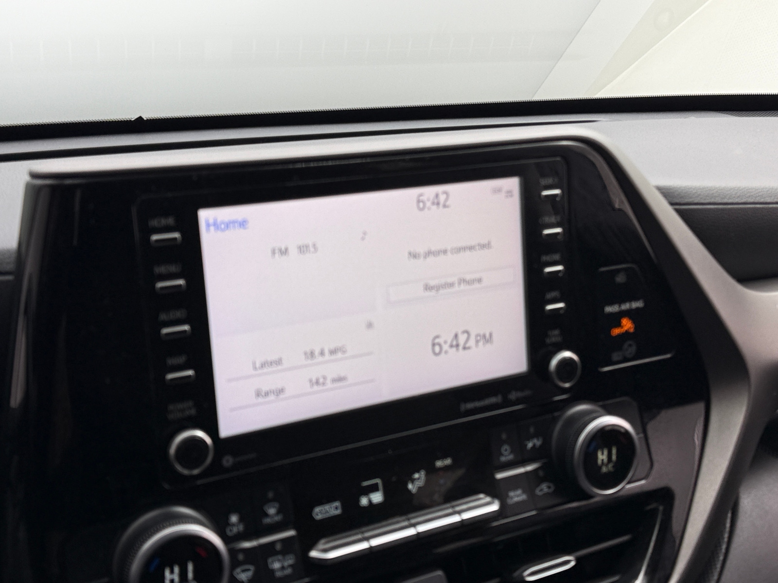 Thumbnail: 2020 Toyota Highlander - 4