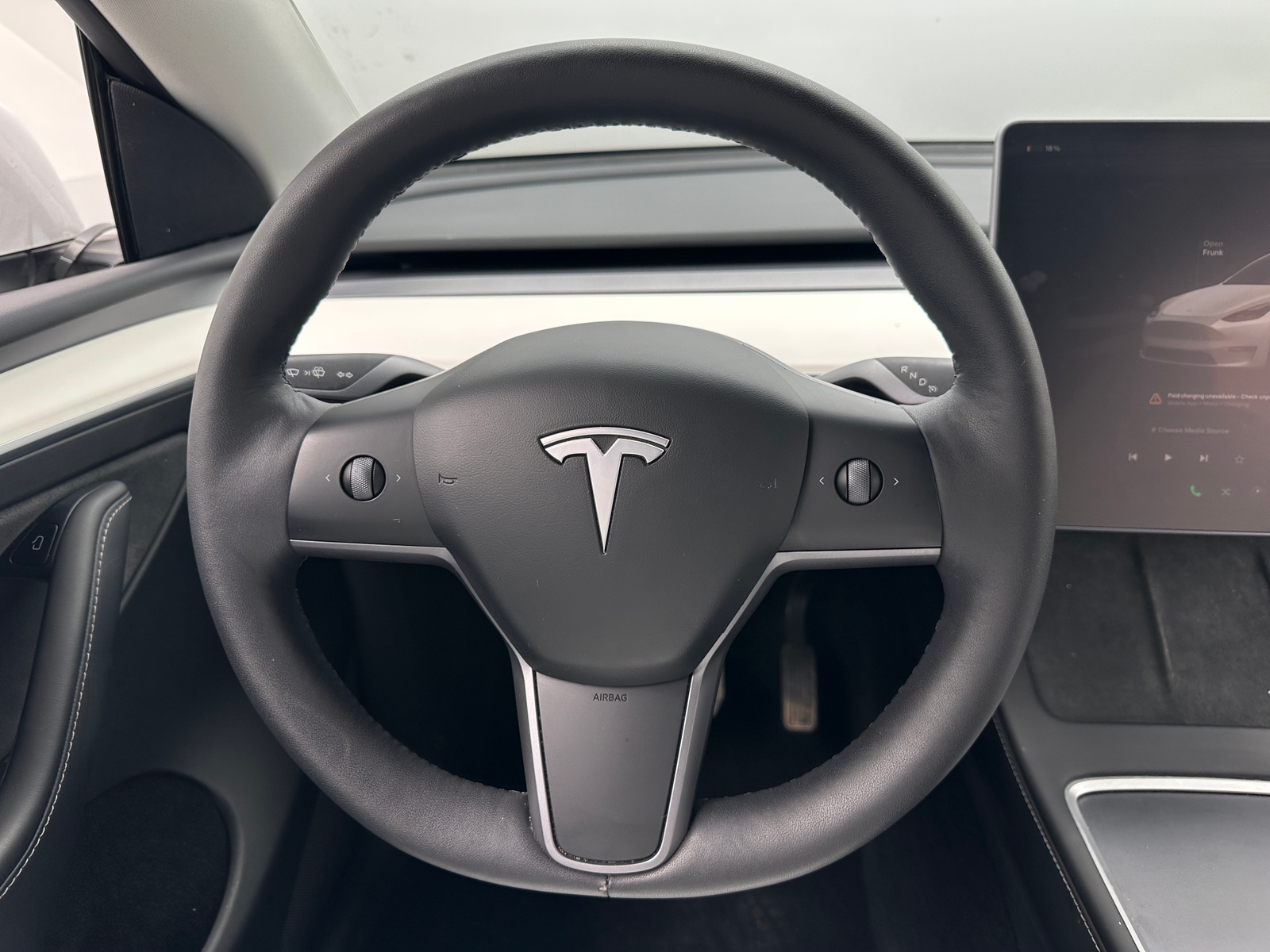 Thumbnail: 2022 Tesla Model Y - 4