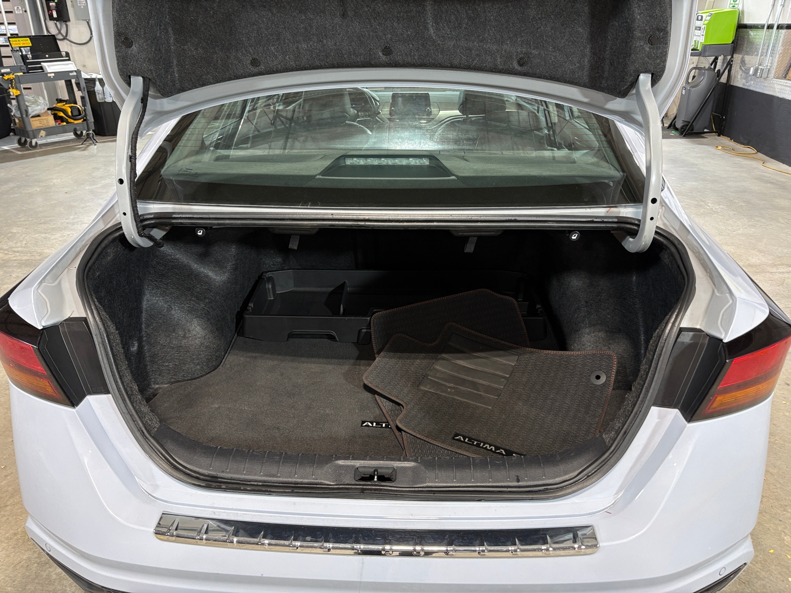 Thumbnail: 2023 Nissan Altima - 7