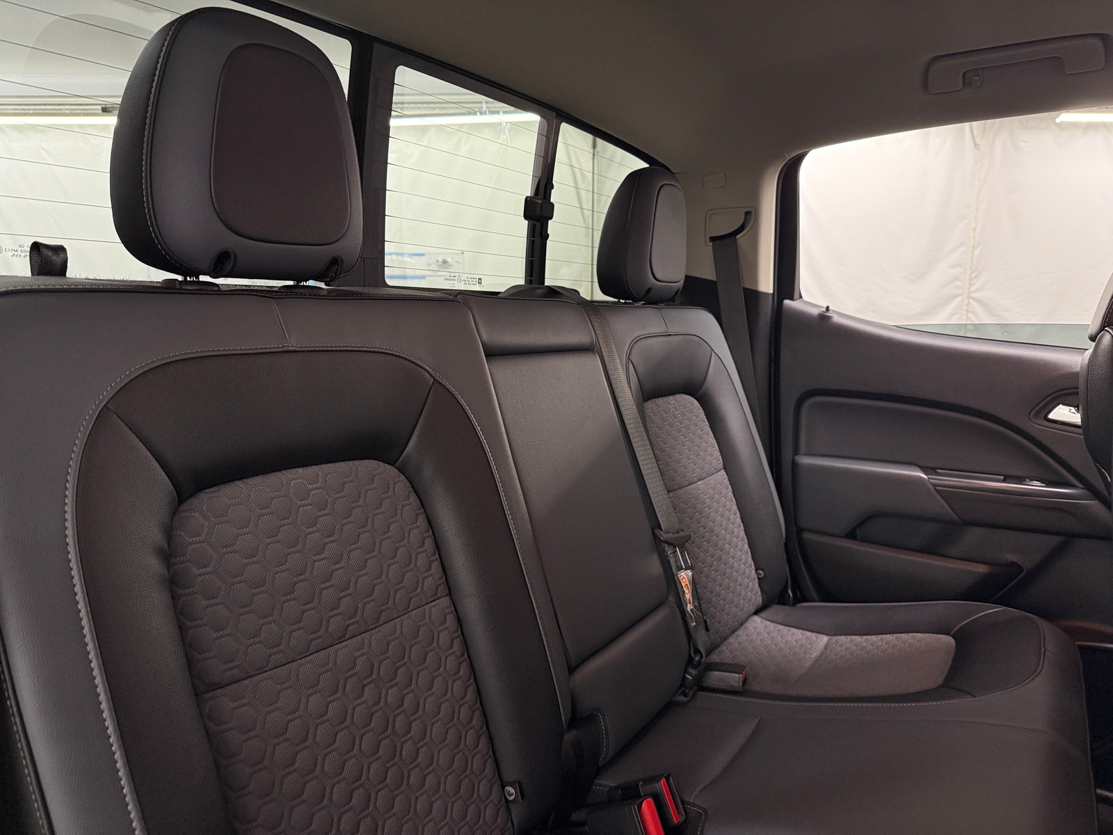 Thumbnail: 2018 Chevrolet Colorado - 6