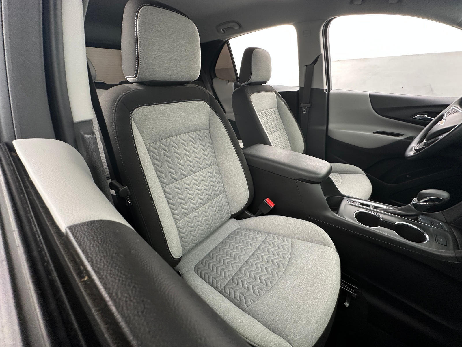 Thumbnail: 2023 Chevrolet Equinox - 2