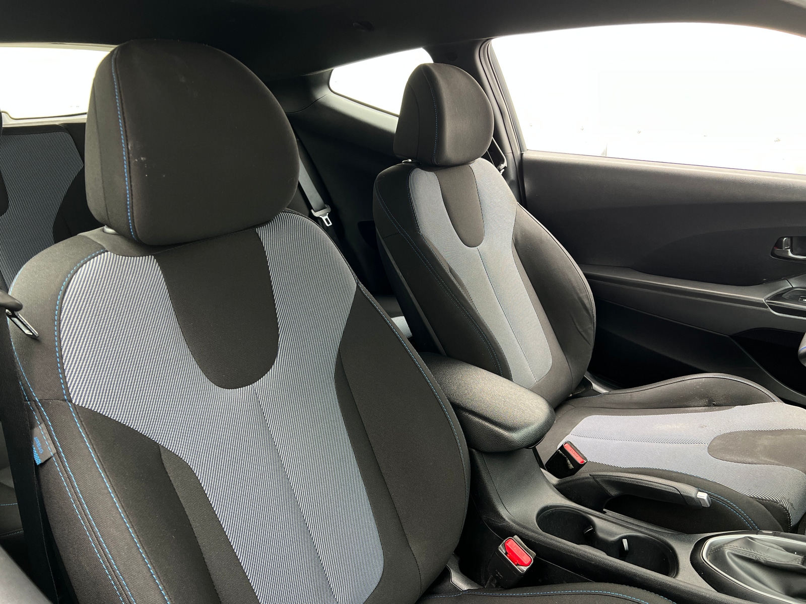 Thumbnail: 2020 Hyundai Veloster - 2