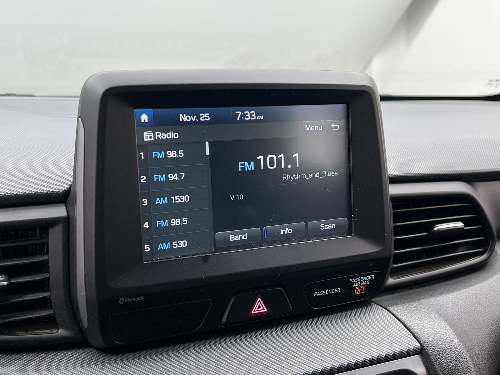 Thumbnail: 2020 Hyundai Veloster - 4