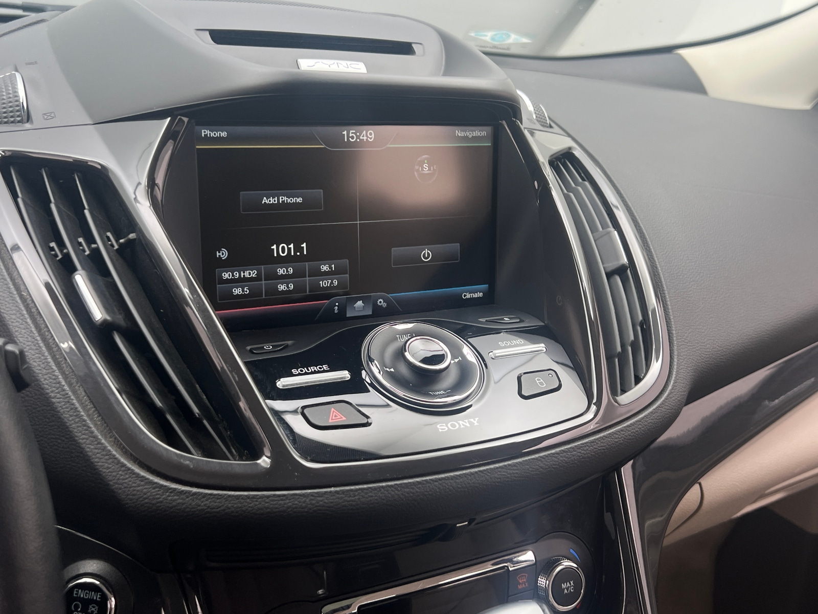 Thumbnail: 2015 Ford Escape - 3