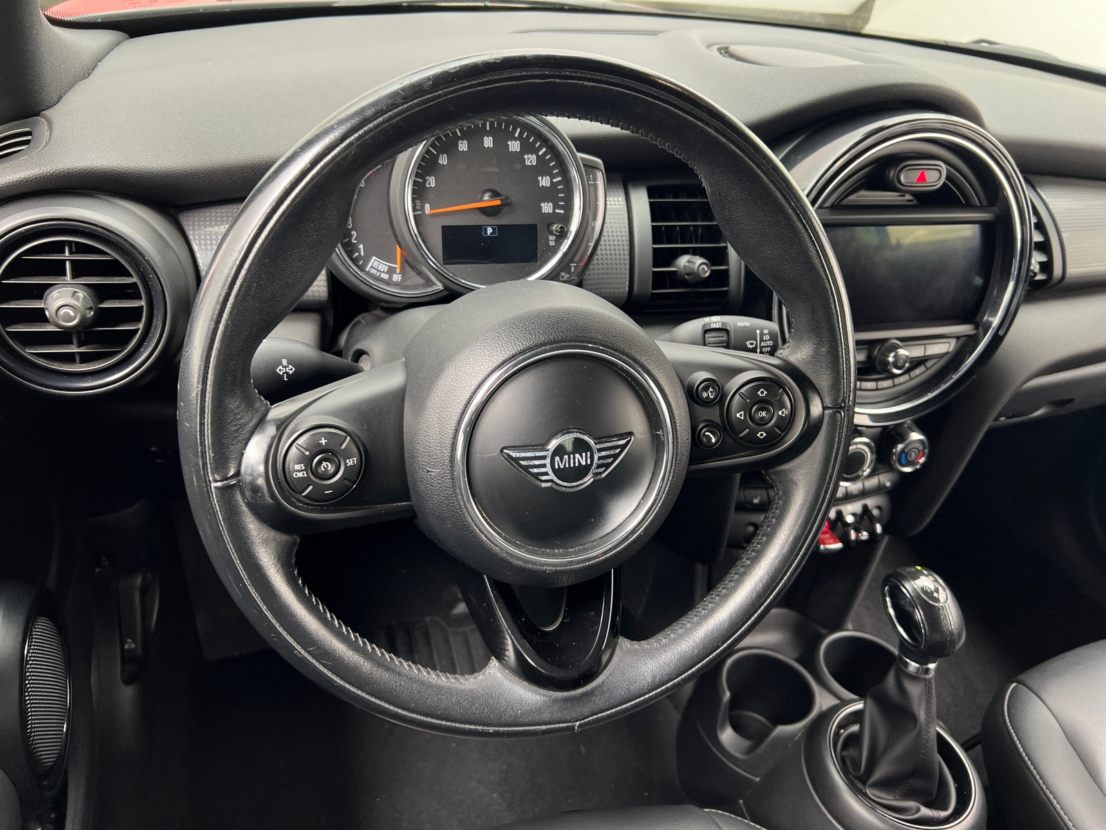 Thumbnail: 2019 MINI Cooper Convertible - 4