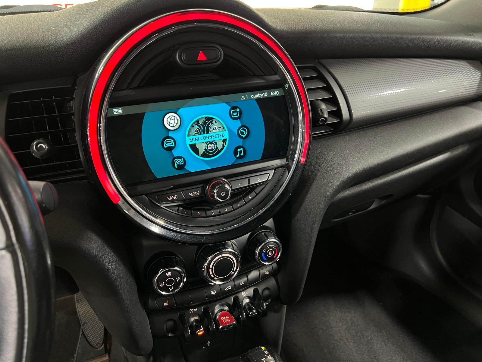 Thumbnail: 2019 MINI Cooper Convertible - 3