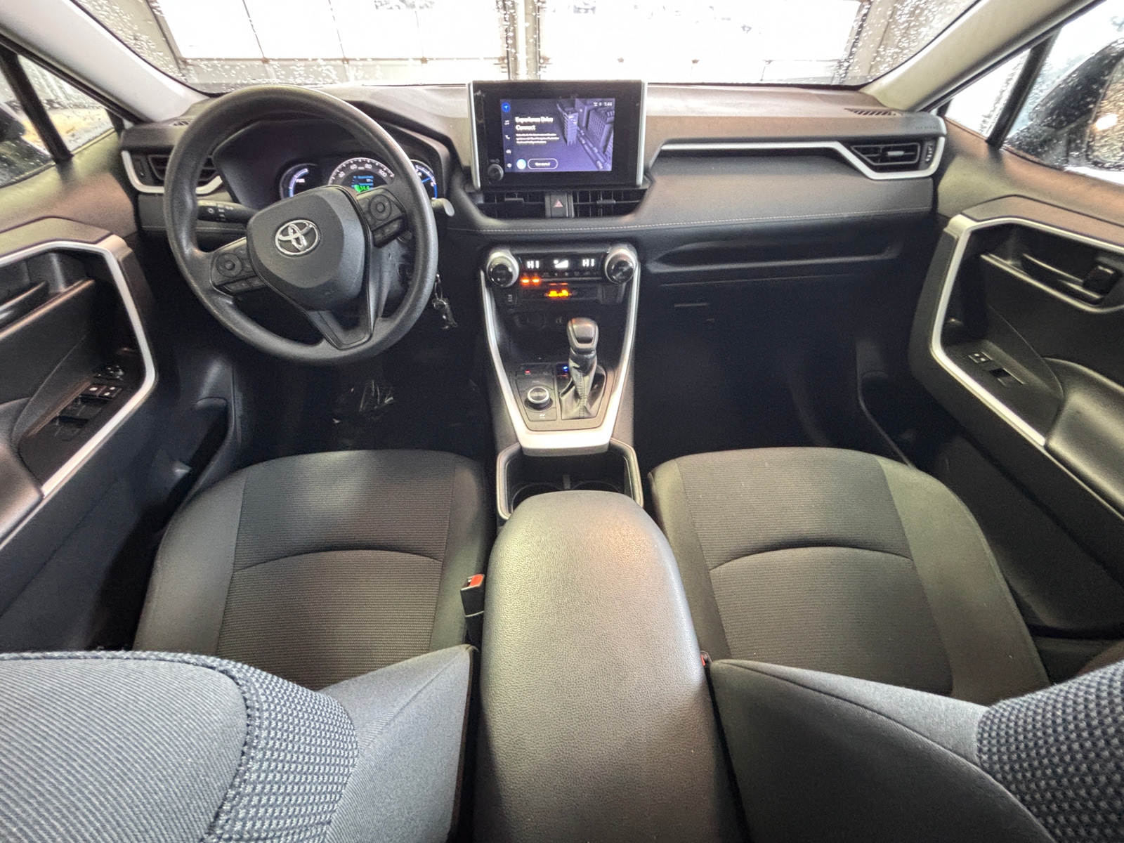 Thumbnail: 2025 Toyota RAV4 - 3