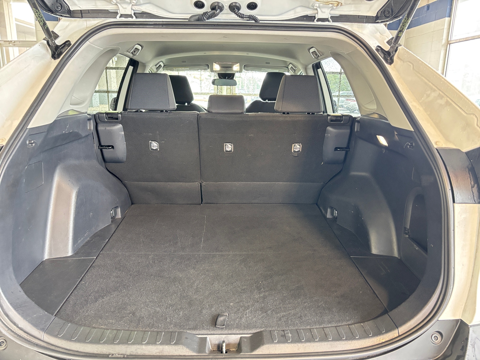 Thumbnail: 2025 Toyota RAV4 - 6