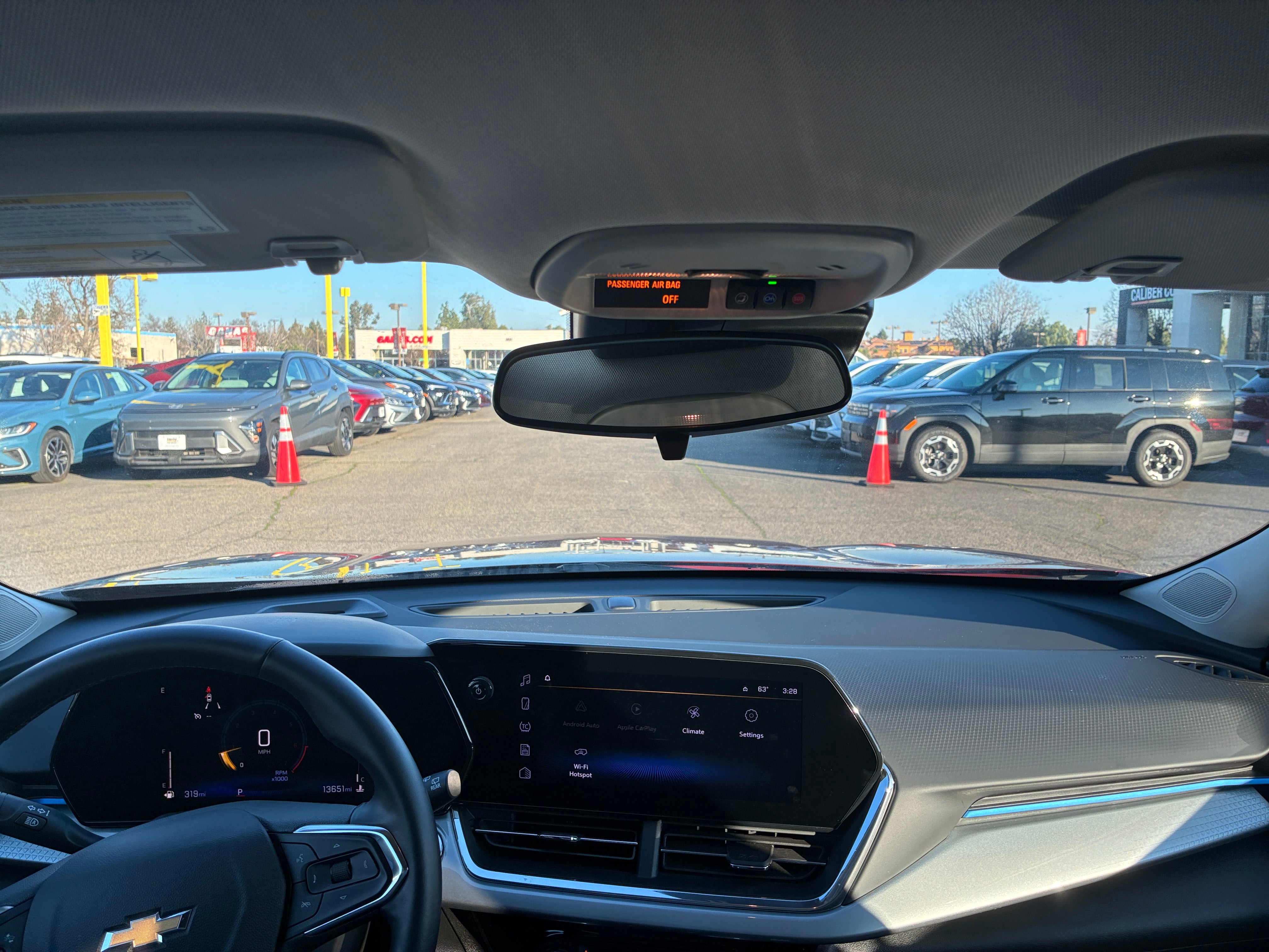 Thumbnail: 2025 Chevrolet Trax - 3