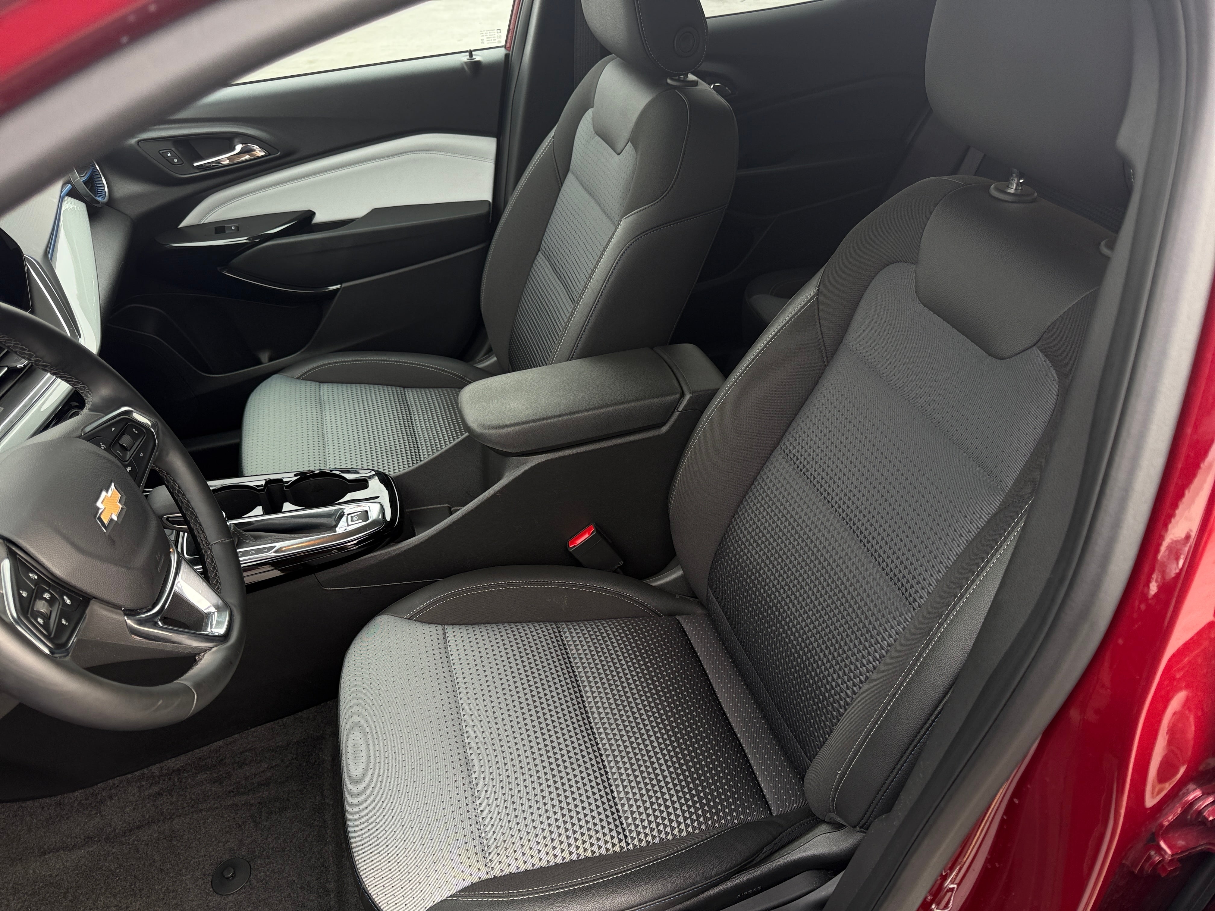 Thumbnail: 2025 Chevrolet Trax - 2