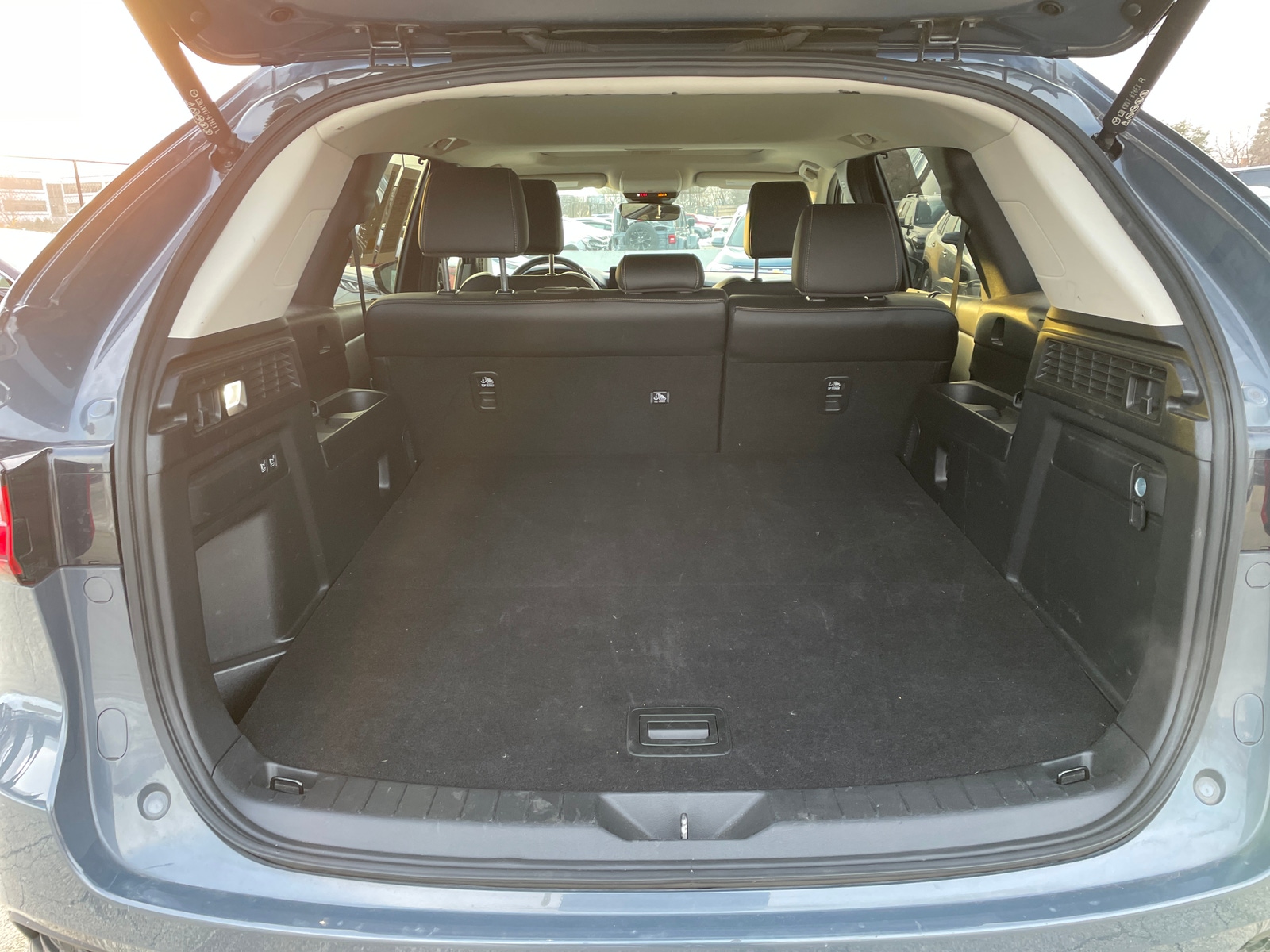 Thumbnail: 2025 Mazda CX-70 - 5