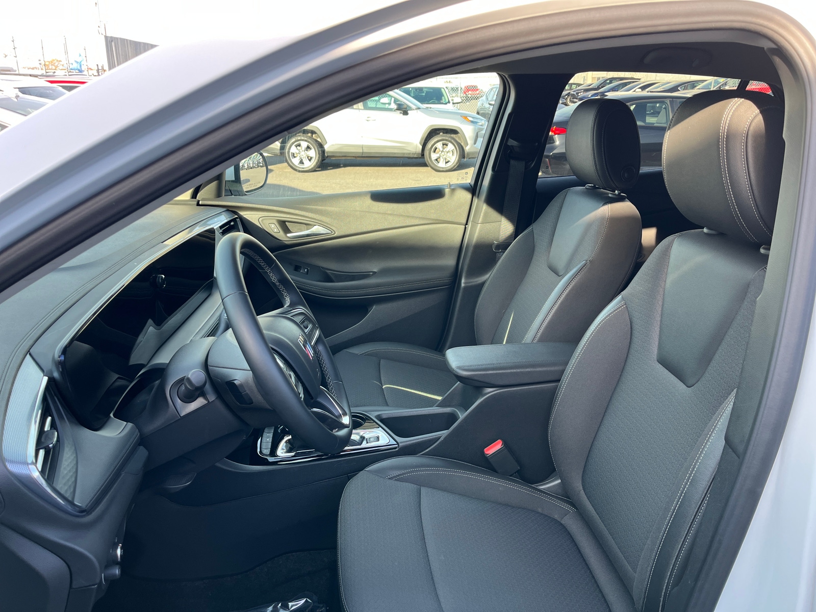 Thumbnail: 2025 Buick Encore GX - 2