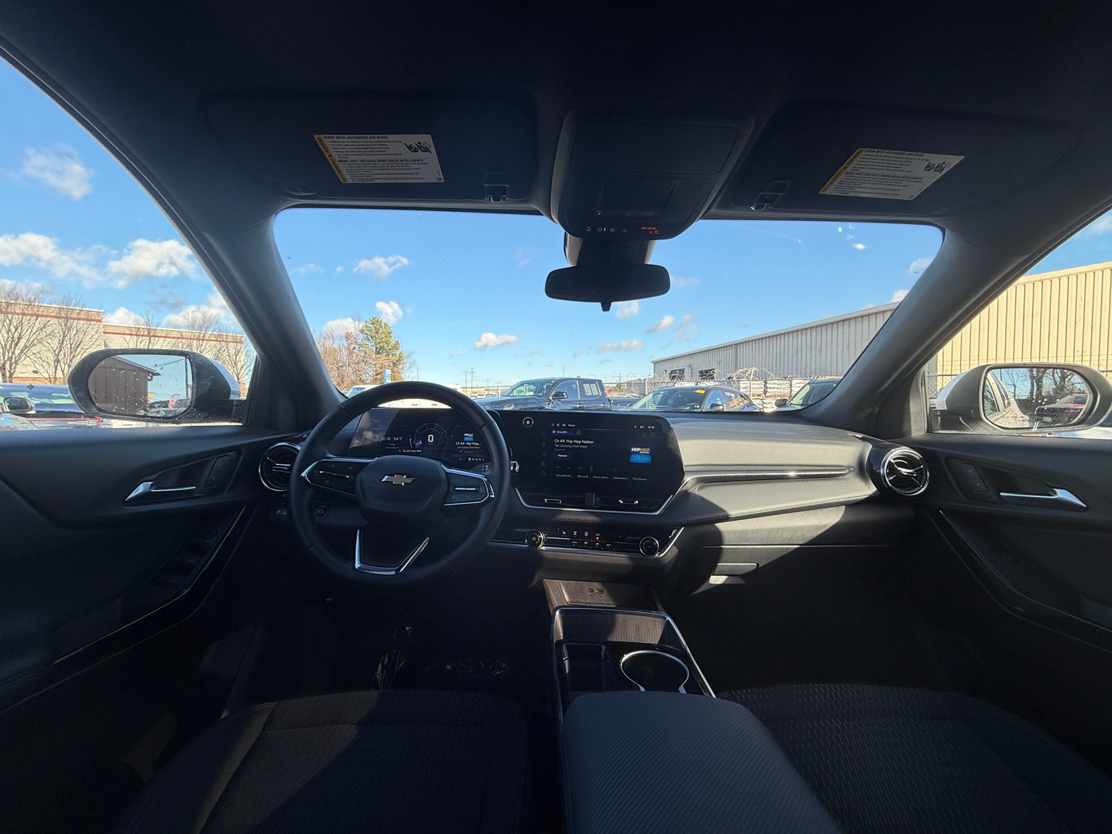 Thumbnail: 2025 Chevrolet Equinox - 3