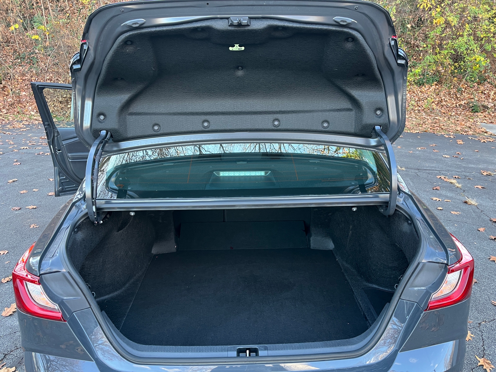 Thumbnail: 2025 Toyota Camry - 5