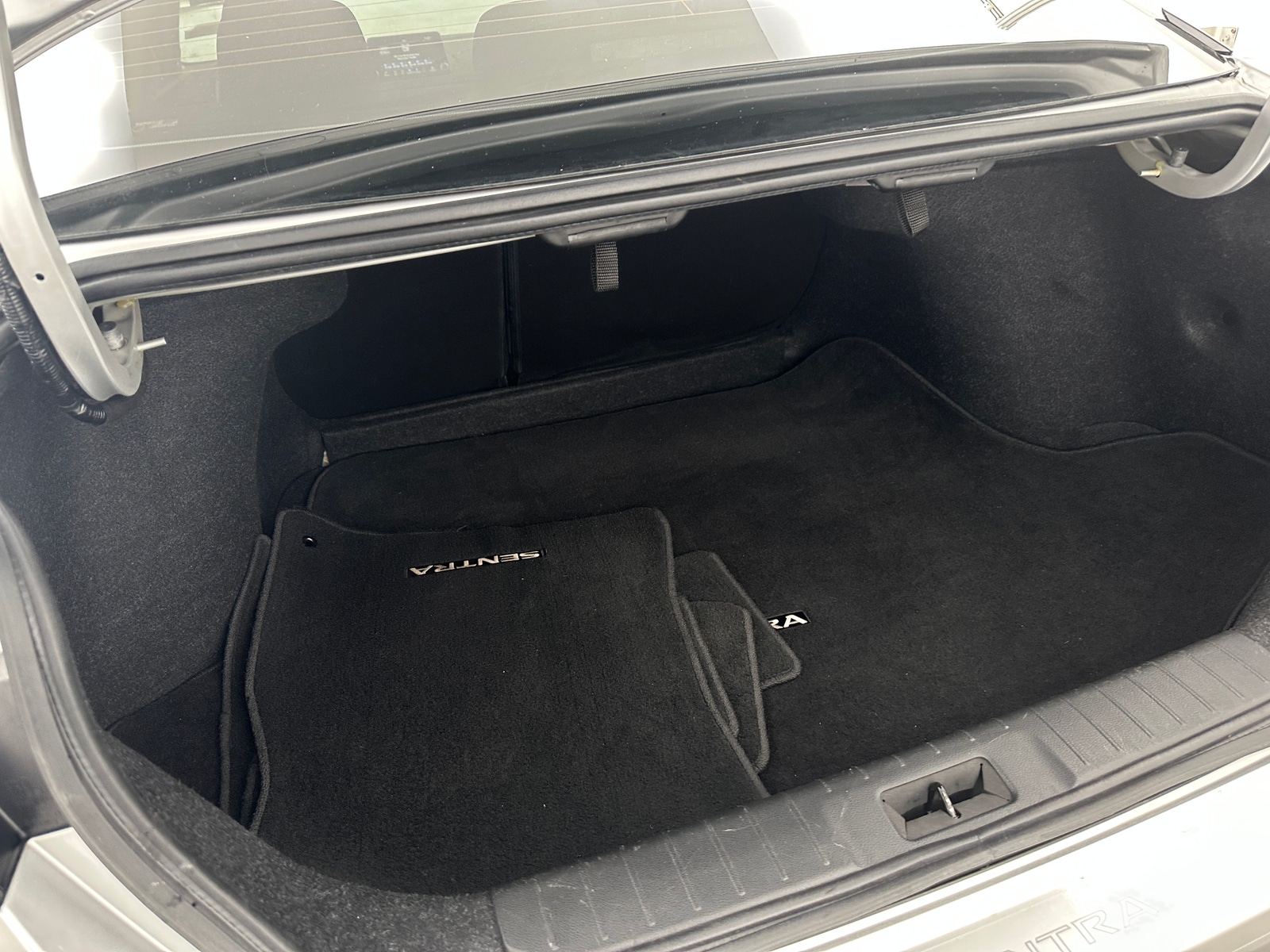 Thumbnail: 2022 Nissan Sentra - 7