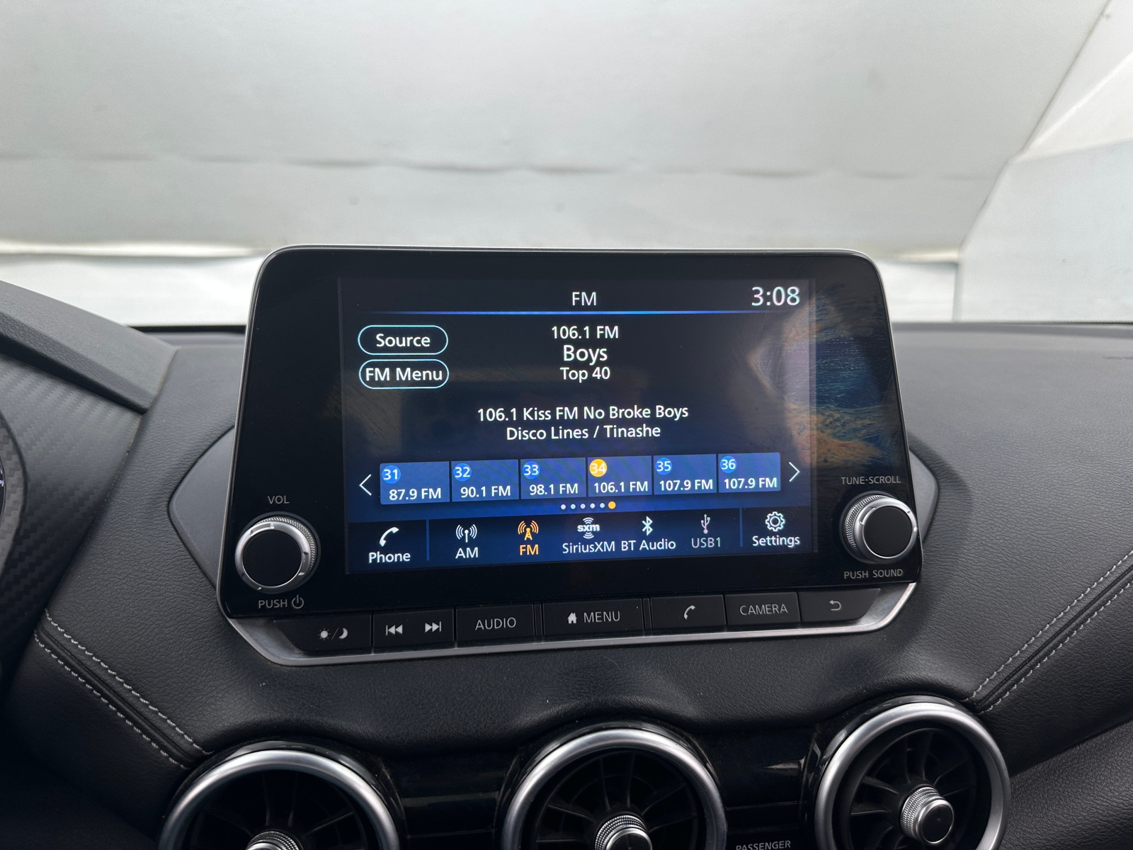 Thumbnail: 2022 Nissan Sentra - 4