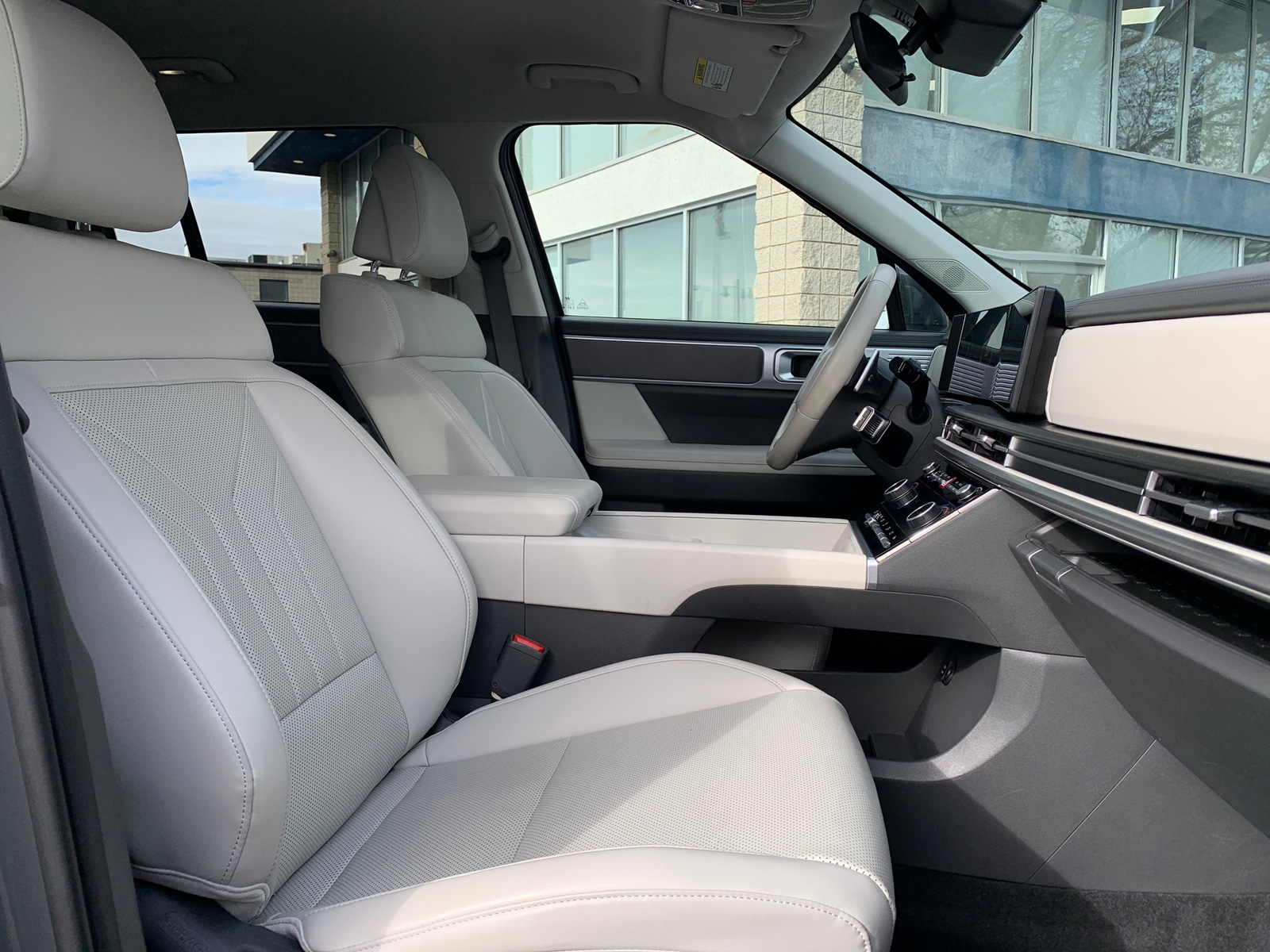 Thumbnail: 2025 Hyundai Santa Fe - 2