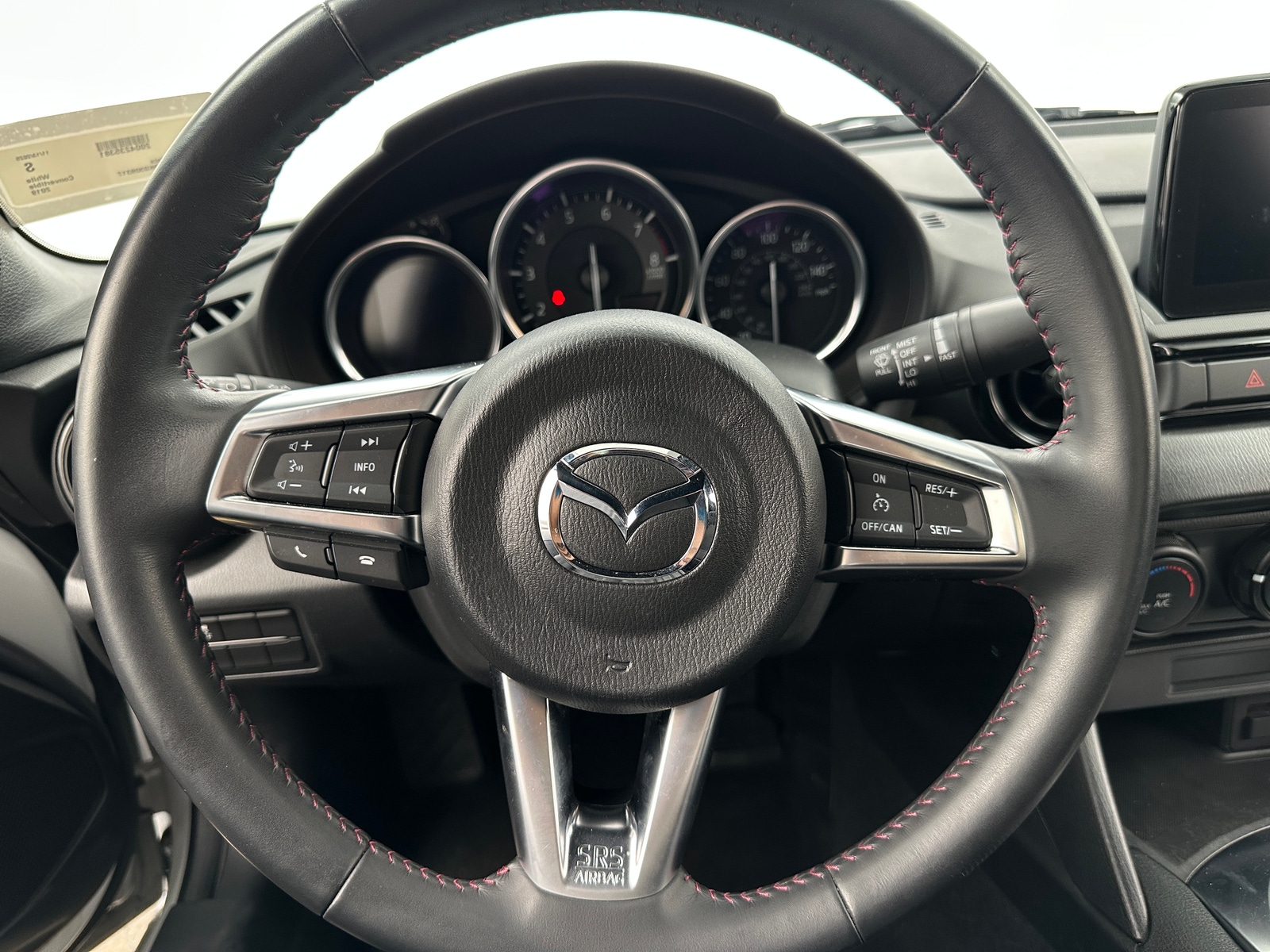 Thumbnail: 2019 Mazda MX-5 Miata - 5