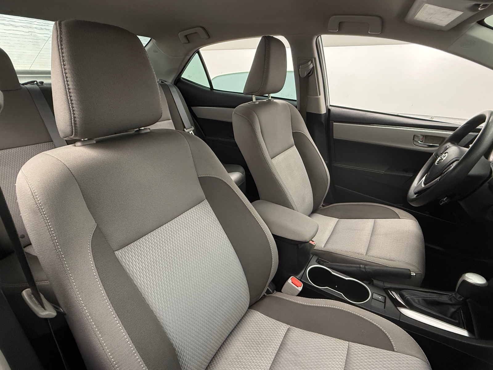 Thumbnail: 2017 Toyota Corolla - 2