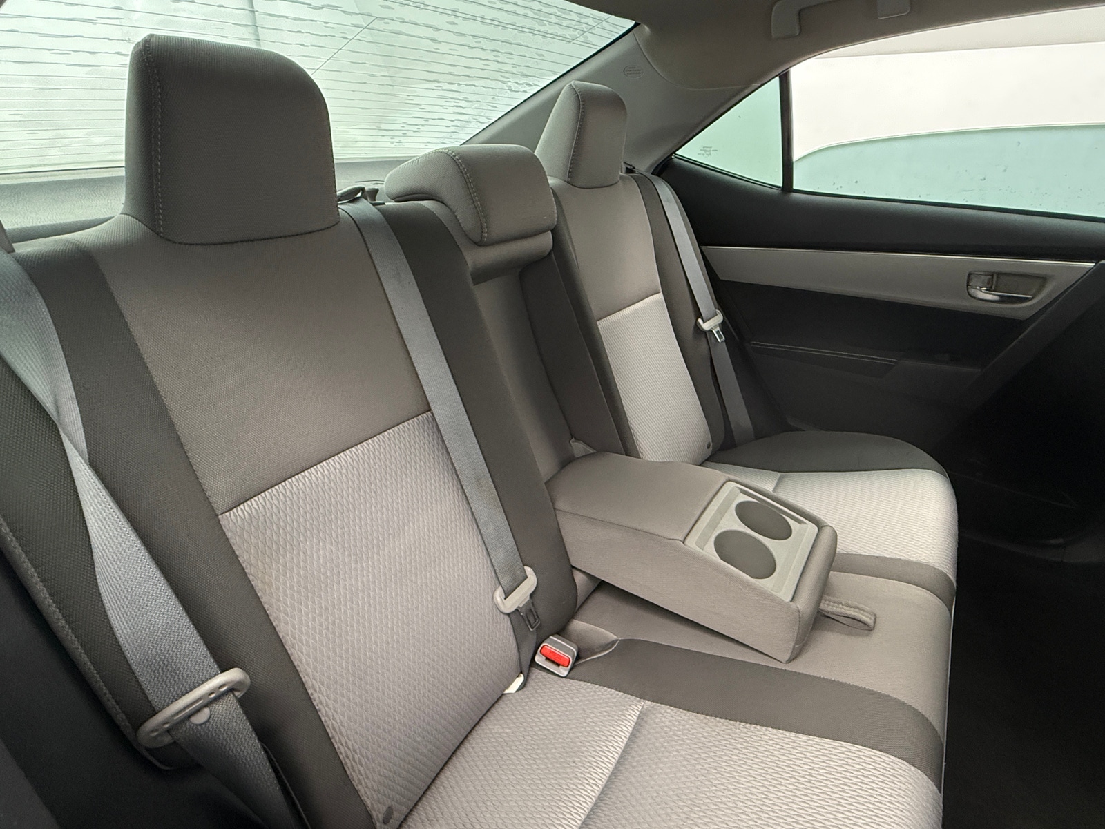 Thumbnail: 2017 Toyota Corolla - 6